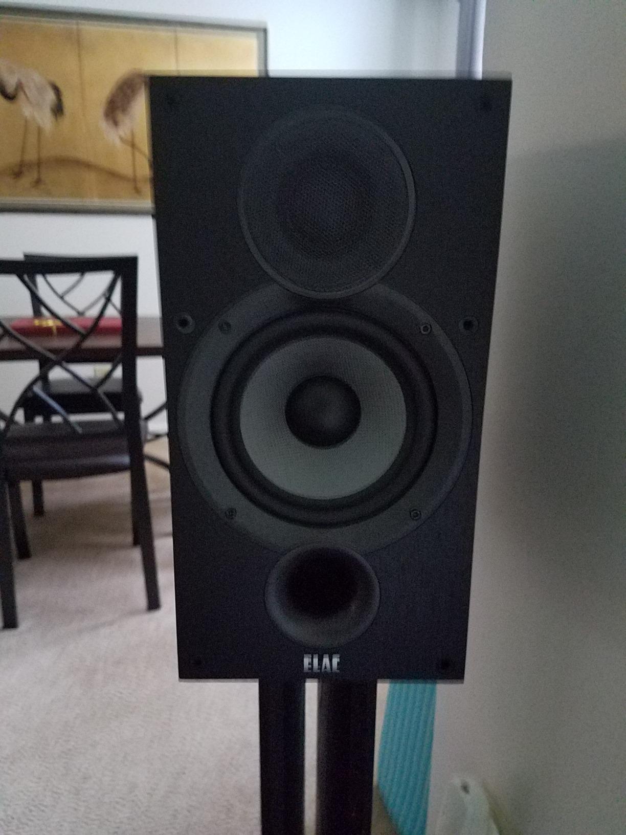 ELAC Debut 2.0 B5.2 Bookshelf Speakers, Black (Pair) - 1
