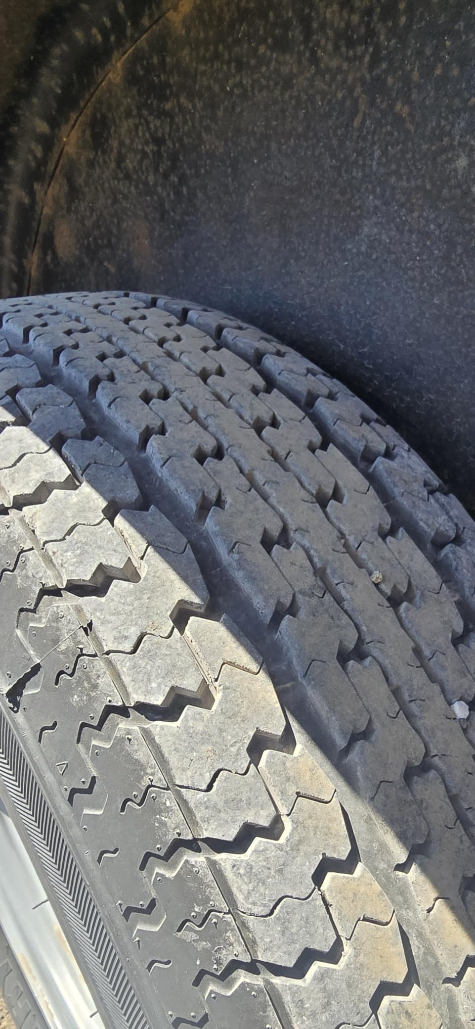 Free Country HD Trailer Tires ST205/75R15 10PR LRE 111N w/Scuff Guard, Set4 - Heavy Duty 2400lbs Capacity Steel Belted Radial Load Range E customer photo 2