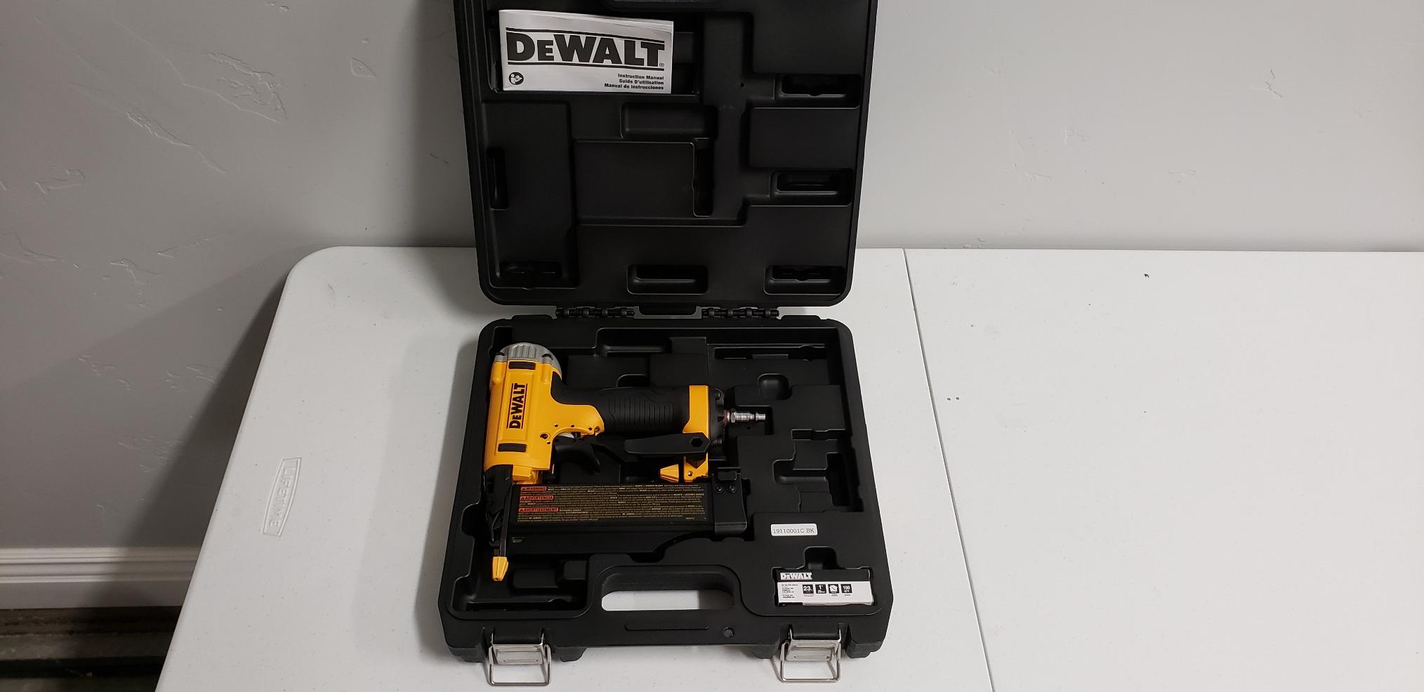 DEWALT Pin Nailer, 23 Gauge, 2-Inch (DWFP2350K) customer photo 2