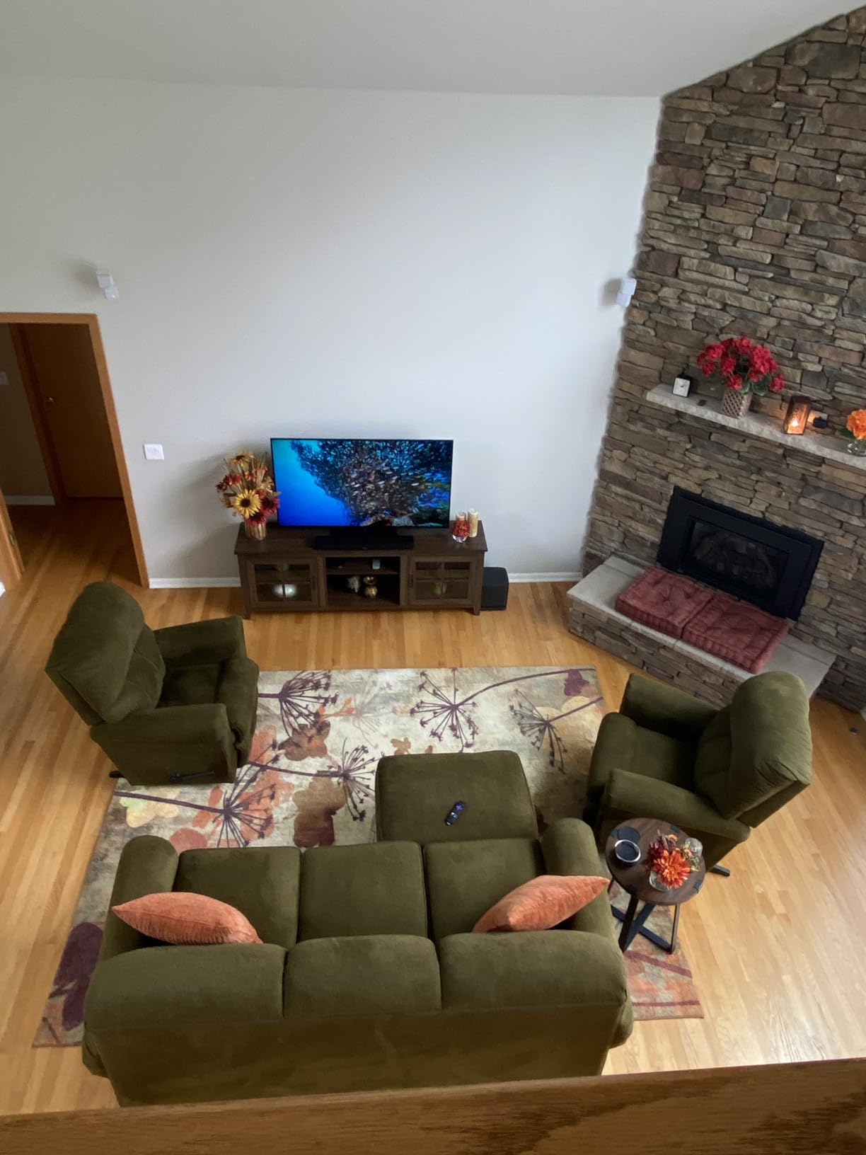 Walker Edison Portsmouth Classic 2 Glass Door TV Stand for TVs up to 80 Inches, 70 Inch, Rustic Oak customer photo 1