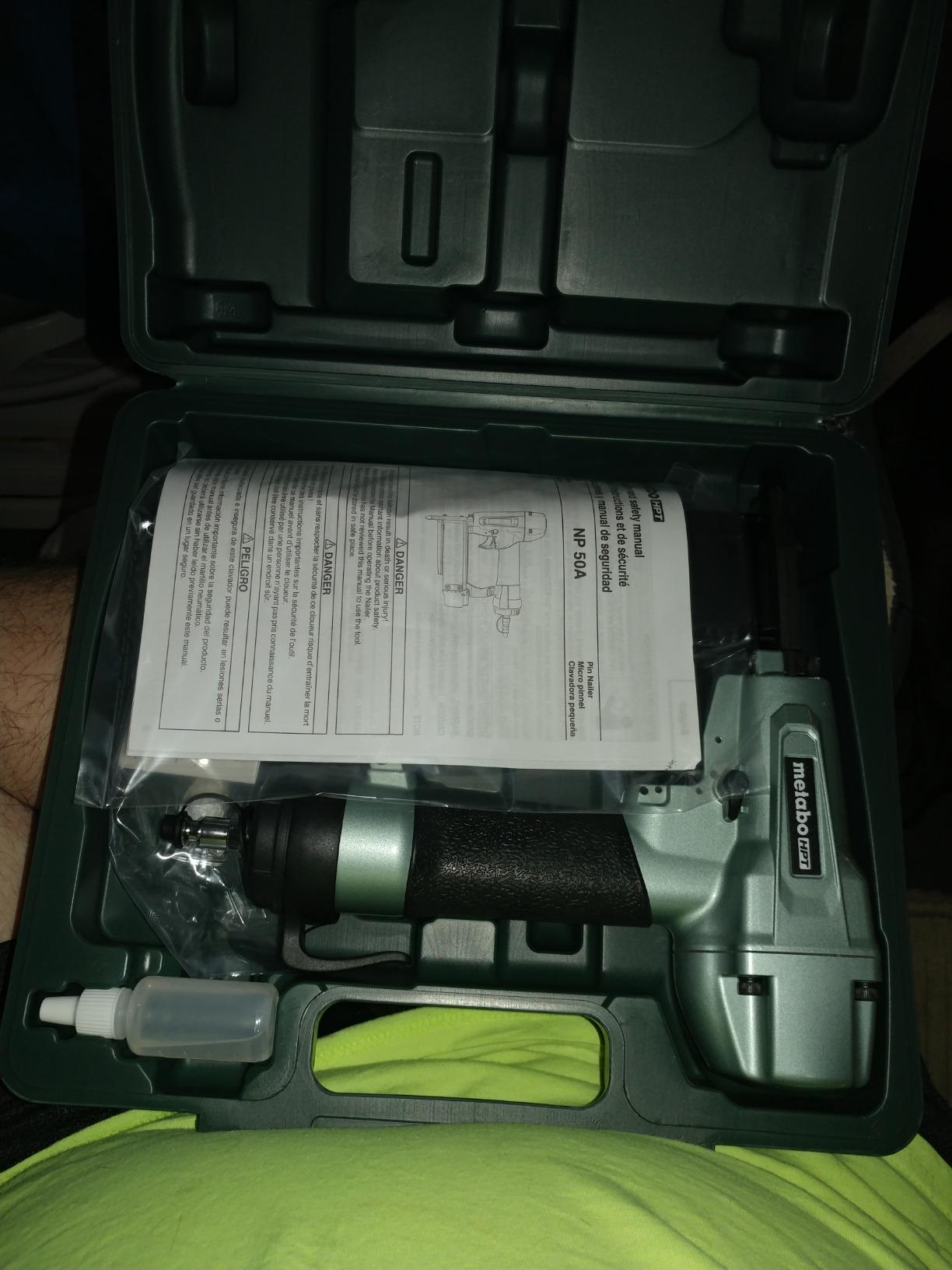 Metabo HPT Pin Nailer Kit, 23 Gauge Fine Trim Aluminium Magazine, NP50A | Pneumatic Power Nailers, Built-In Silencer, Carpentry Tool, Molding and Paneling, Half to 2 Inch Nails customer photo 1