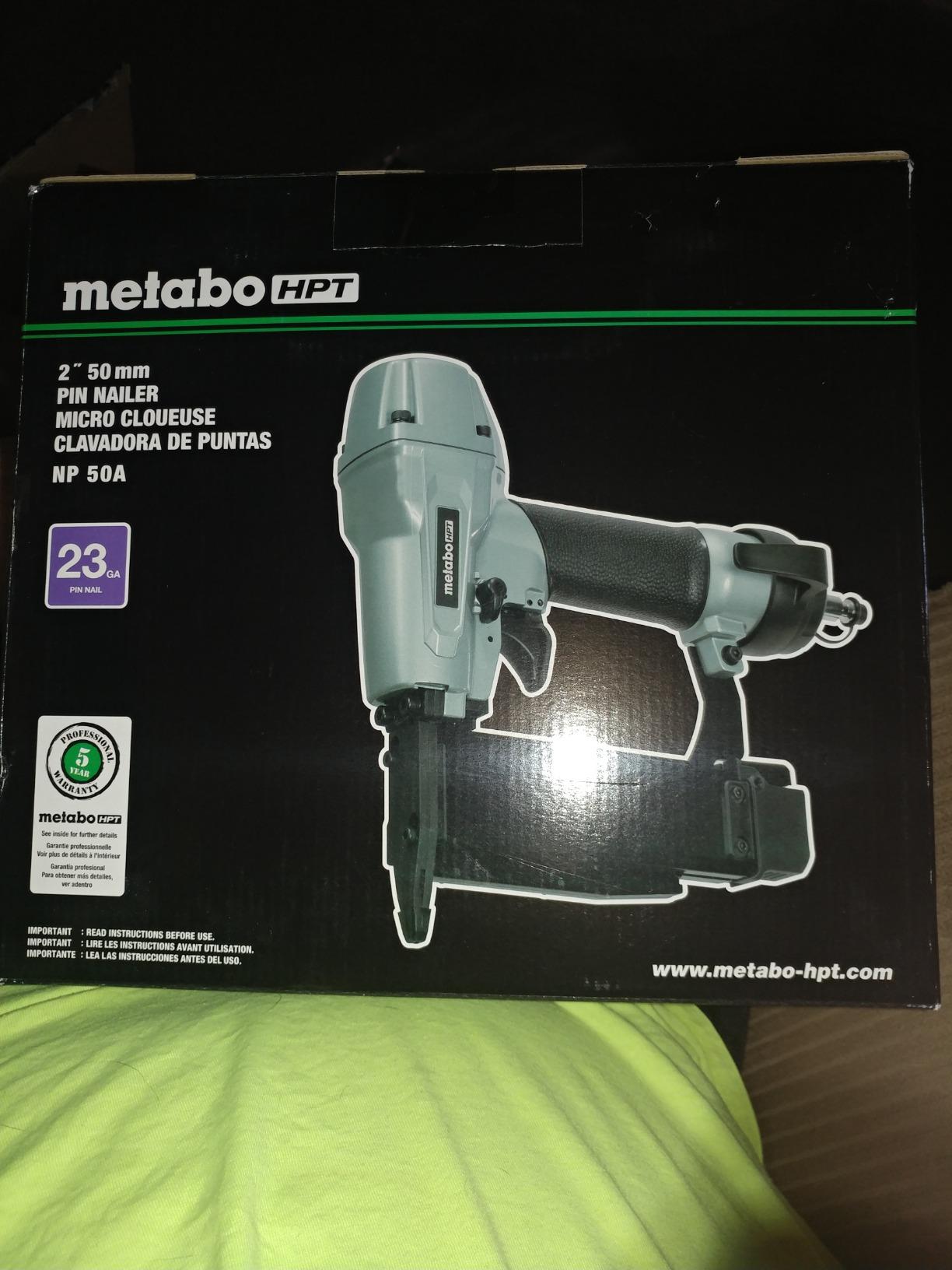 Metabo HPT Pin Nailer Kit, 23 Gauge Fine Trim Aluminium Magazine, NP50A | Pneumatic Power Nailers, Built-In Silencer, Carpentry Tool, Molding and Paneling, Half to 2 Inch Nails customer photo 2