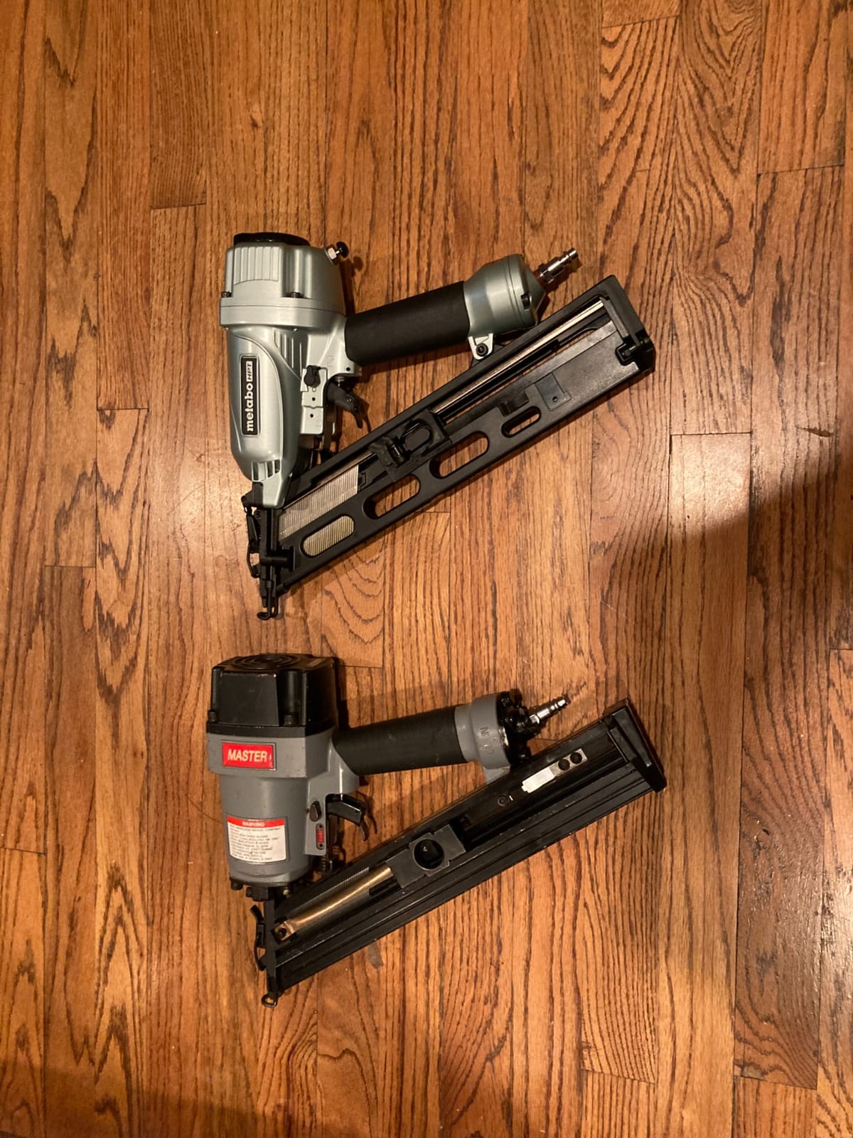 Metabo HPT 15 Gauge Angled Finish Nailer, Selective Actuation, NT65MA4, Pneumatic Power Tool, Air Duster Included, 1-1/4 to 2-1/2 in Fasteners, Crown & Base Molding Applications customer photo 1