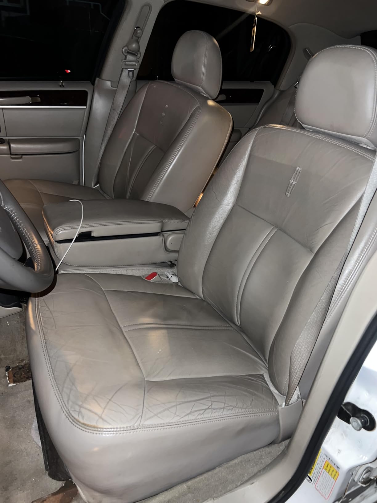 Armor All Car Leather Cleaner Spray with Beeswax, 16 Fl Oz | Cleans, Conditions, Protects, Beeswax Leather Care Spray for Cars, Trucks, Motorcycles, Furniture, Shoes customer photo 1