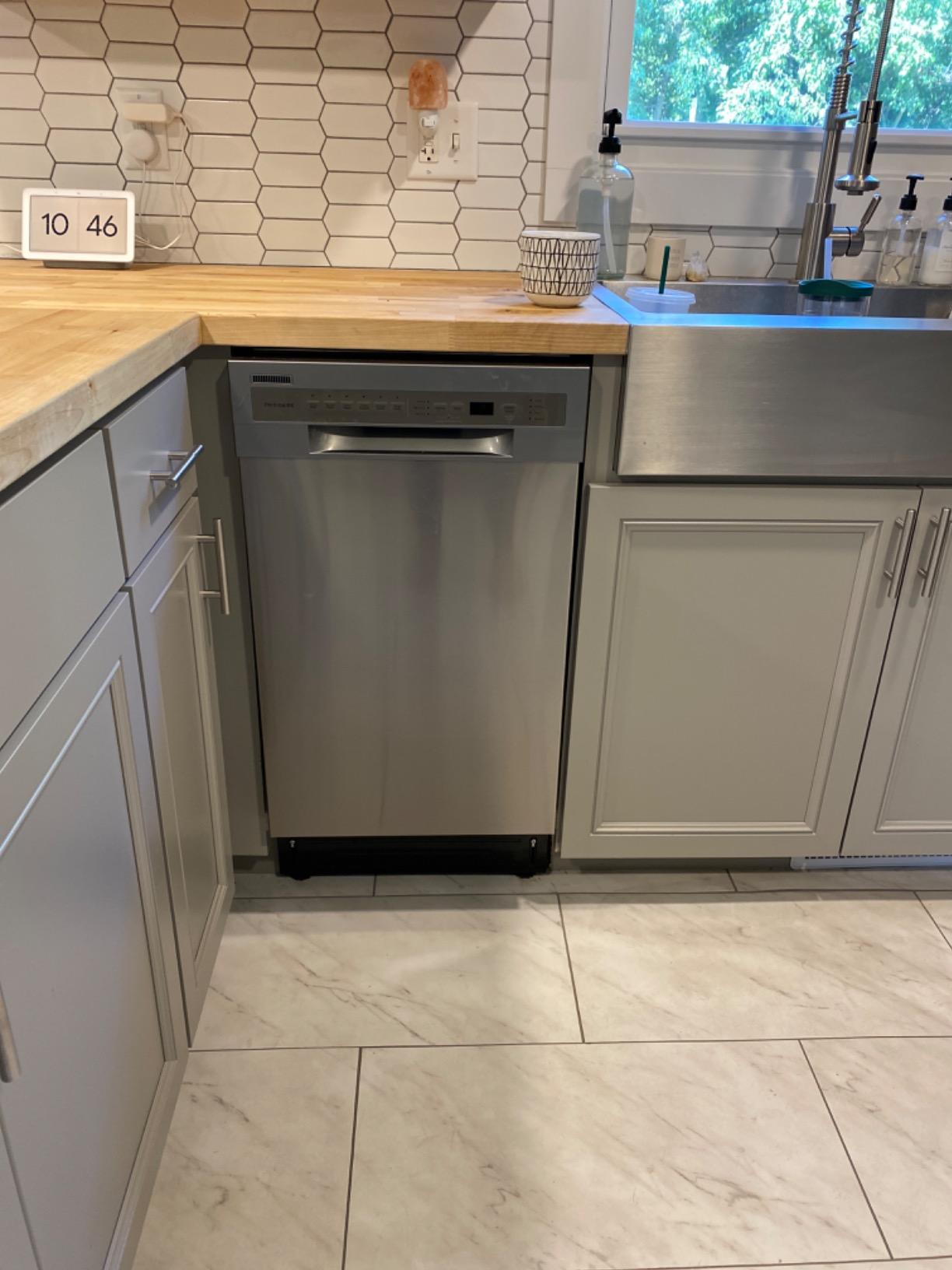 FRIGIDAIRE 18 in. ADA Compact Front Control Dishwasher in Stainless Steel with Dual Spray Arms, 52 dBA customer photo 1