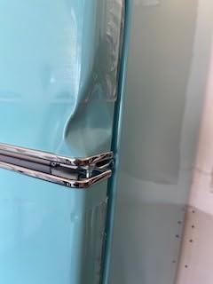 Galanz GLR12TBEEFR Refrigerator, Dual Door Fridge, Adjustable Electrical Thermostat Control with Top Mount Freezer Compartment, Retro Blue, 12.0 Cu Ft customer photo 2