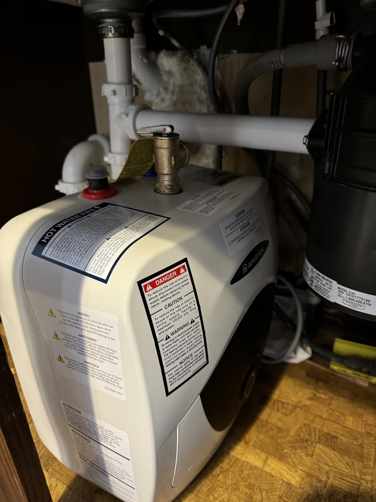 Ariston Andris 2.5 Gallon Capacity, 120-Volt Mini Tank Electric Water Heater - Heating Solution for Under Sink, RV, and Compact Spaces, Smart Boost for Versatile Heating, Simple Installation customer photo 2