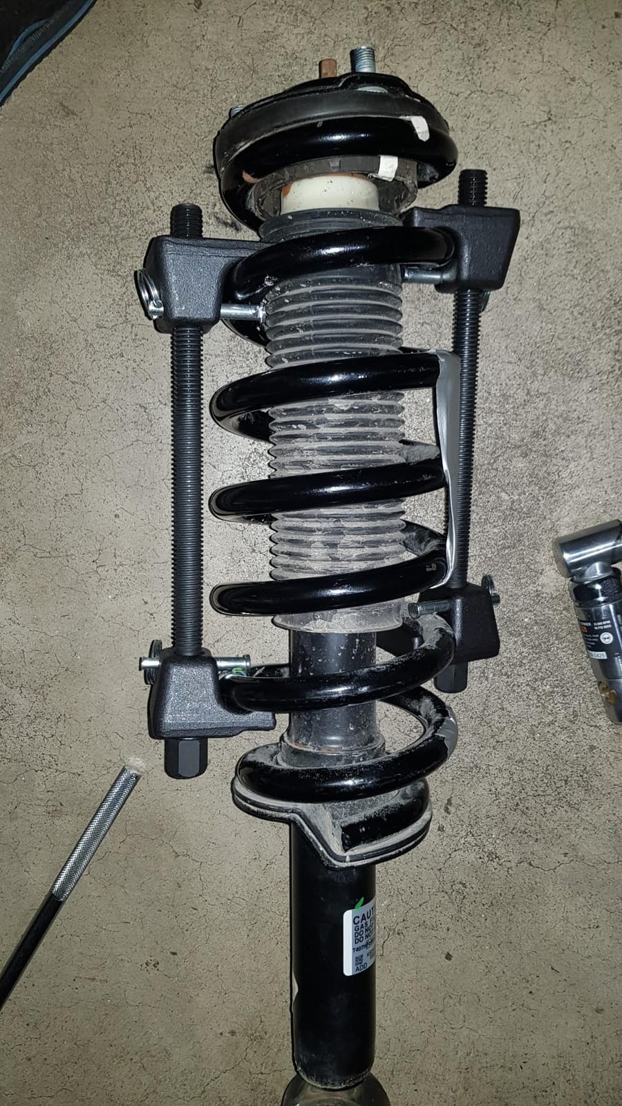 OEMTOOLS Coil Spring Compressor, MacPherson Strut Spring Compressor customer photo 2