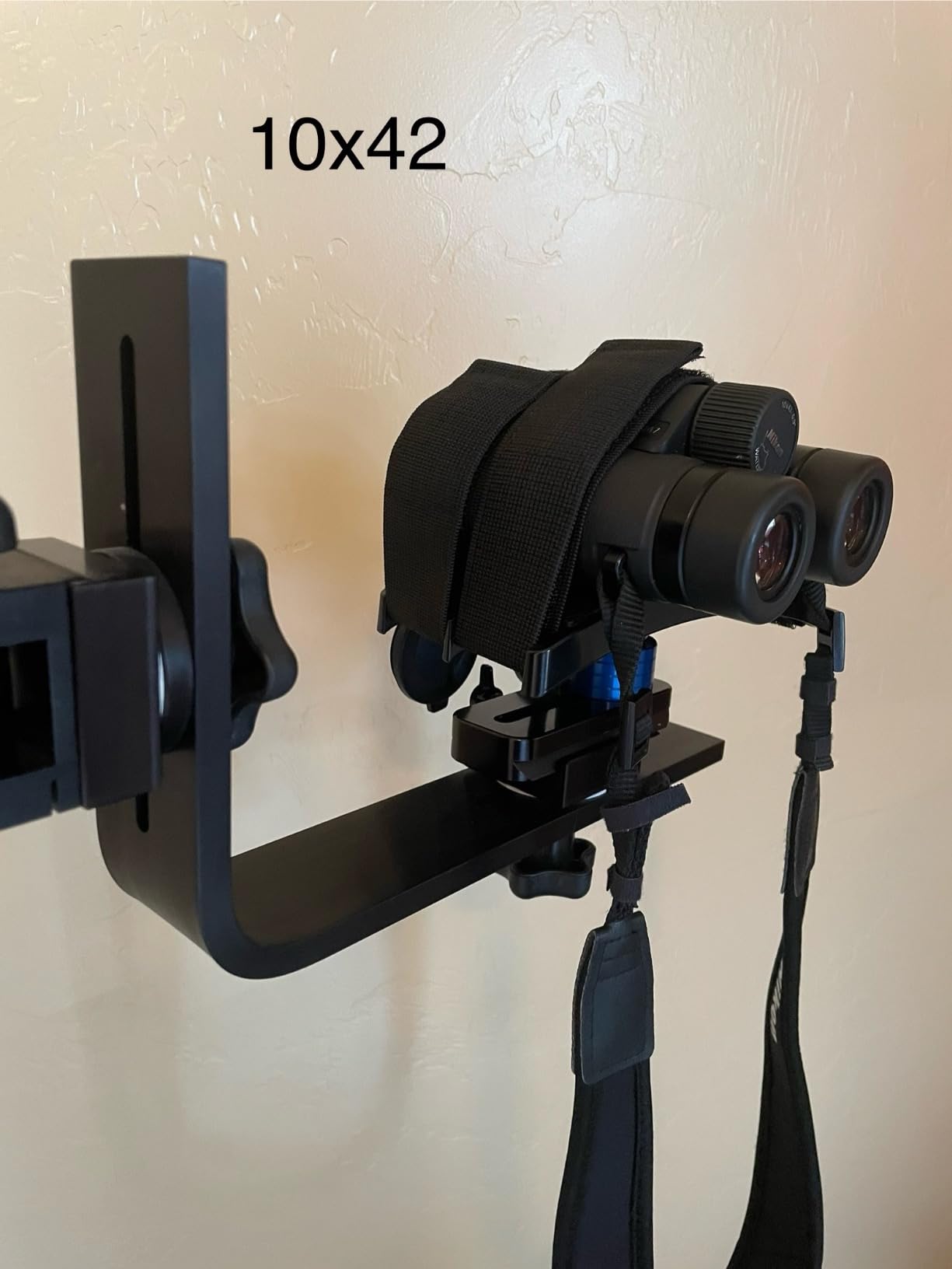 Gosky Universal Binocular Tripod Mount, Stabilite Adapter - 1/4-20 - New Rest Compatible with All Tripods customer photo 1