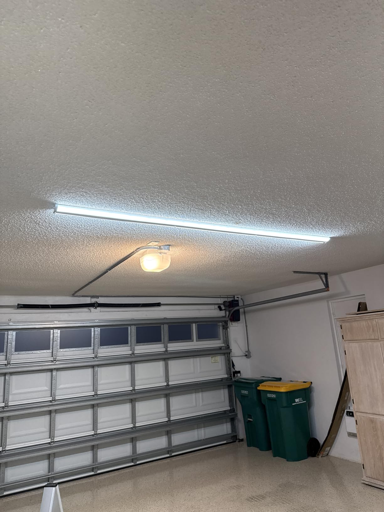ANTLUX 110W 8FT LED Wraparound Ultra Slim Strip Lights, 12600 Lumens, 5000K, 8 Foot LED Garage Warehouse Light, No Glare, Flush Mount Office Ceiling Lighting Fixture, Fluorescent Tube Replacement customer photo 1