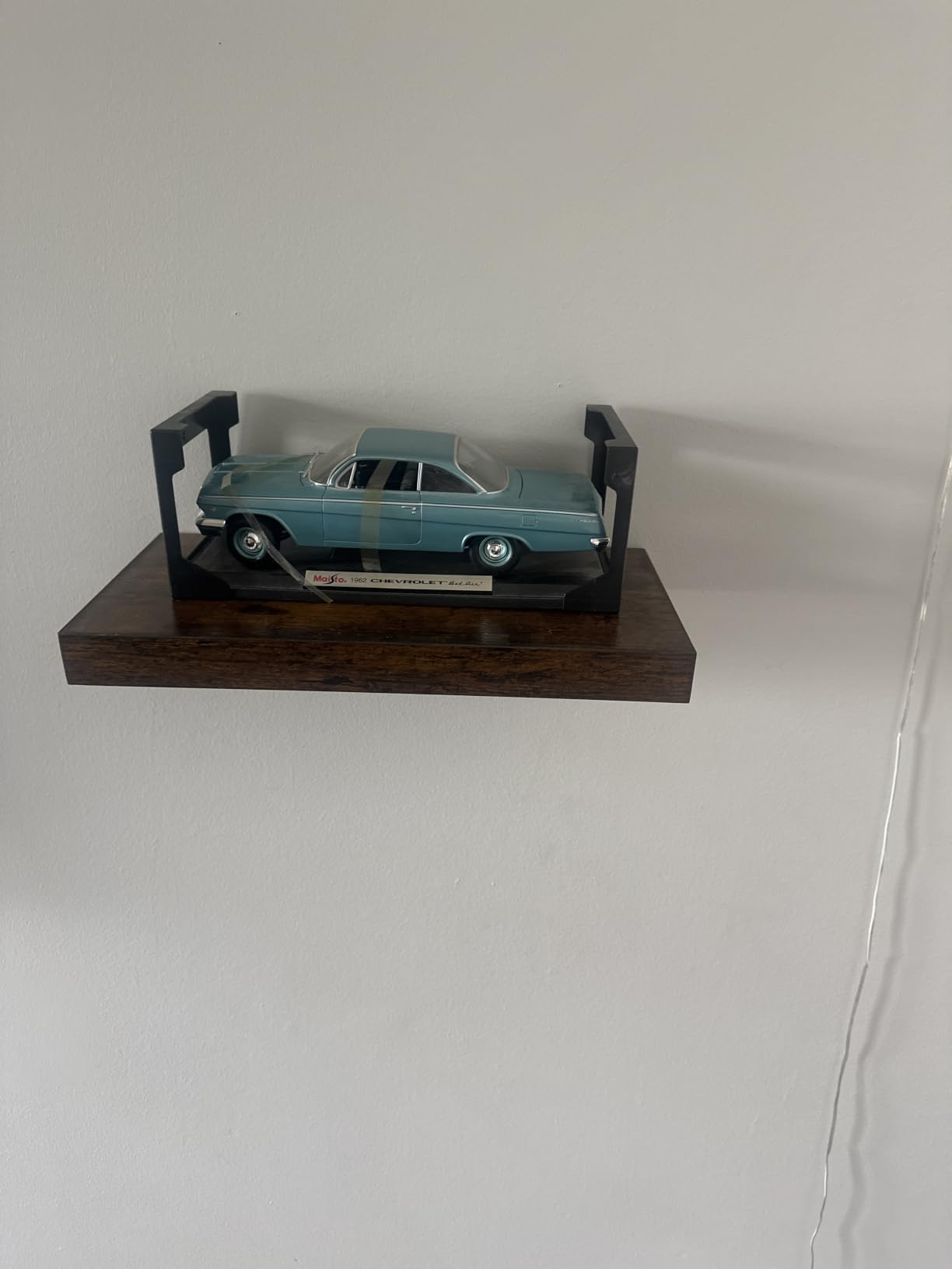 HOOBRO Floating Shelves for Wall, Wall Mounted Shelf Set of 2, 15.7