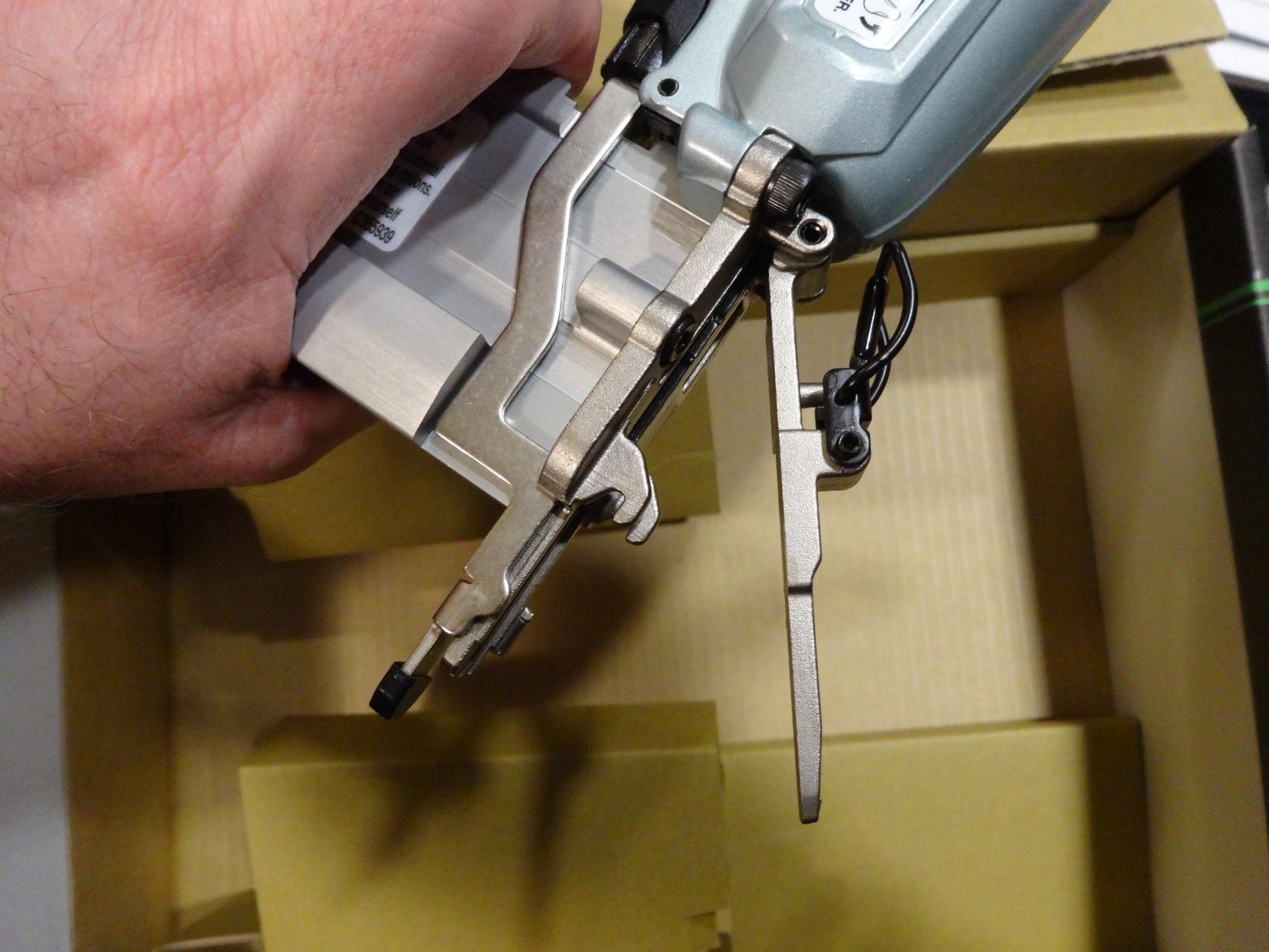 Metabo HPT Pro Brad Nailer, Pro-Preferred Pneumatic Finish Power Nailer for Trim Work, Furniture Building, Lightweight and Durable with Aluminum Magazine, 18 Gauge, 5/8