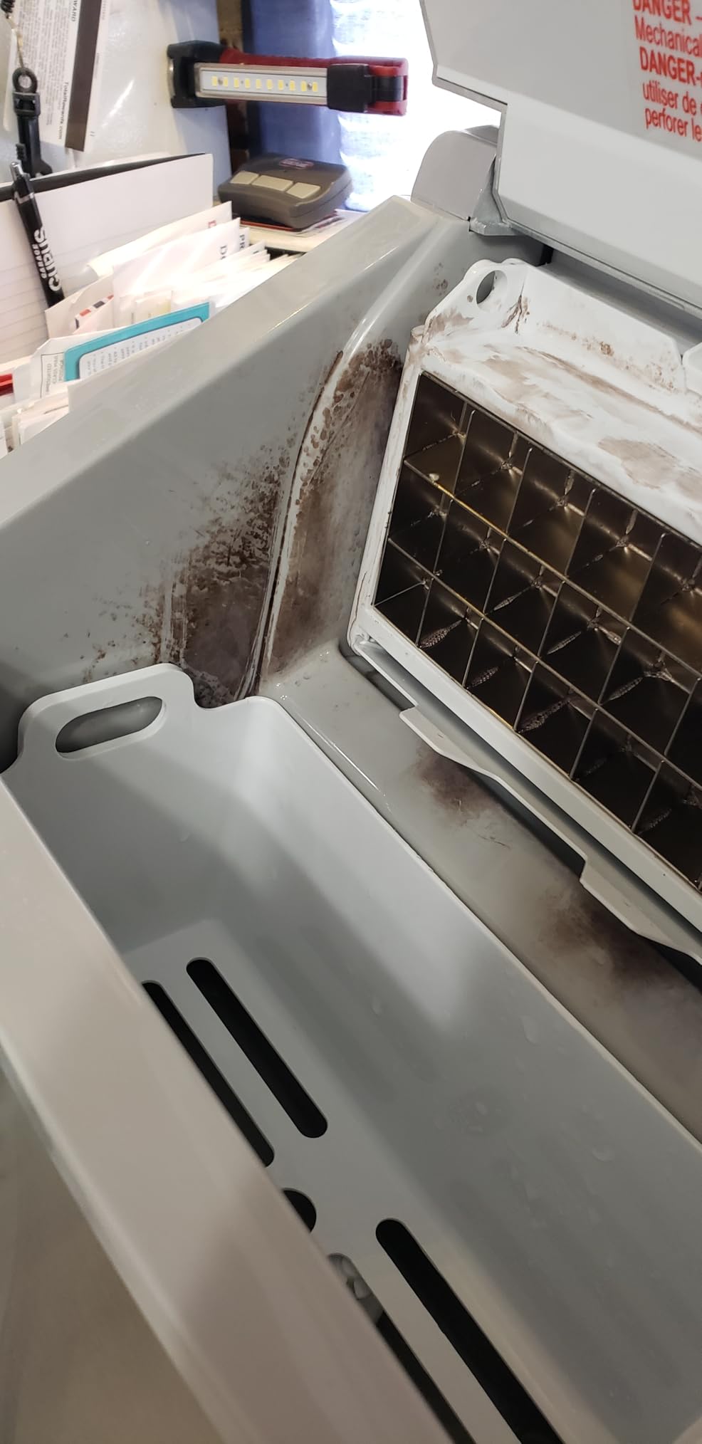 Frigidaire EFIC452-SSRED XL Maker, Makes 40 Lbs. of Clear Square Ice Cubes A Day, Stainless, Red Steel customer photo 2