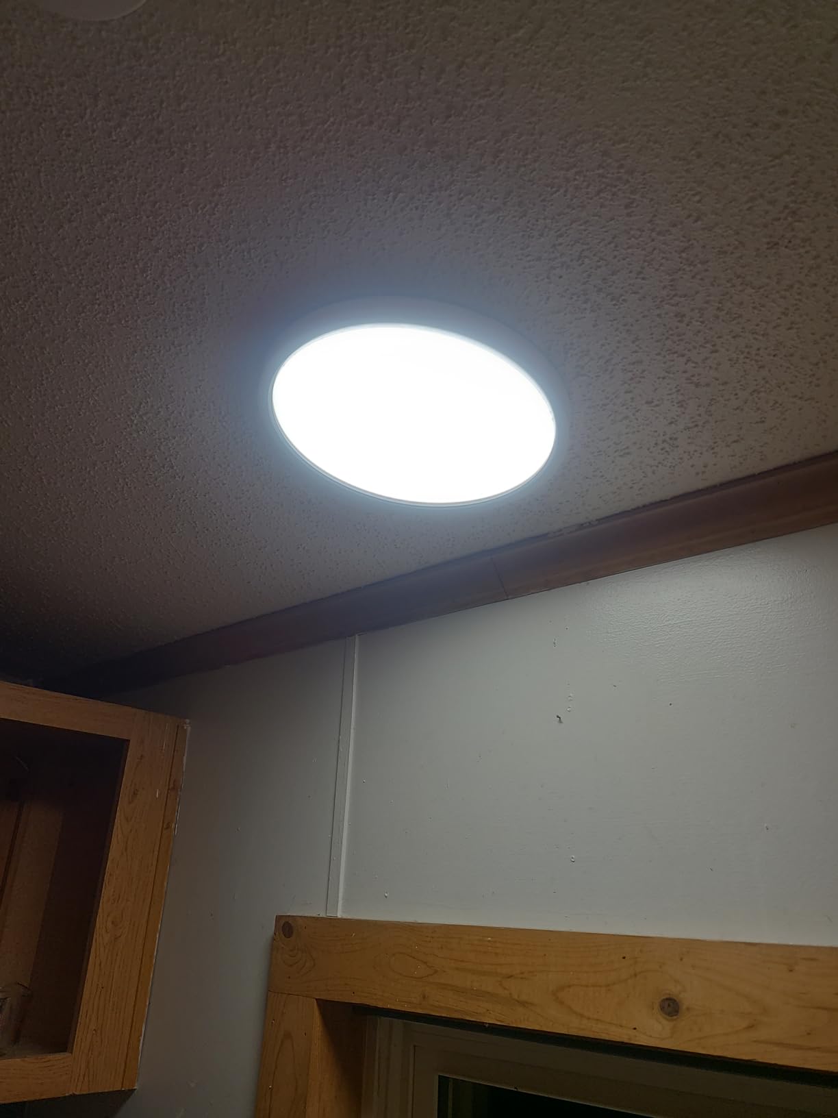 12 Inch LED Flush Mount Ceiling Light Fixture, 5000K Daylight White, 3200LM, 24W, Flat Modern Round Lighting Fixture, 240W Equivalent White Ceiling Lamp for Kitchens, Stairwells, Bedrooms customer photo 2