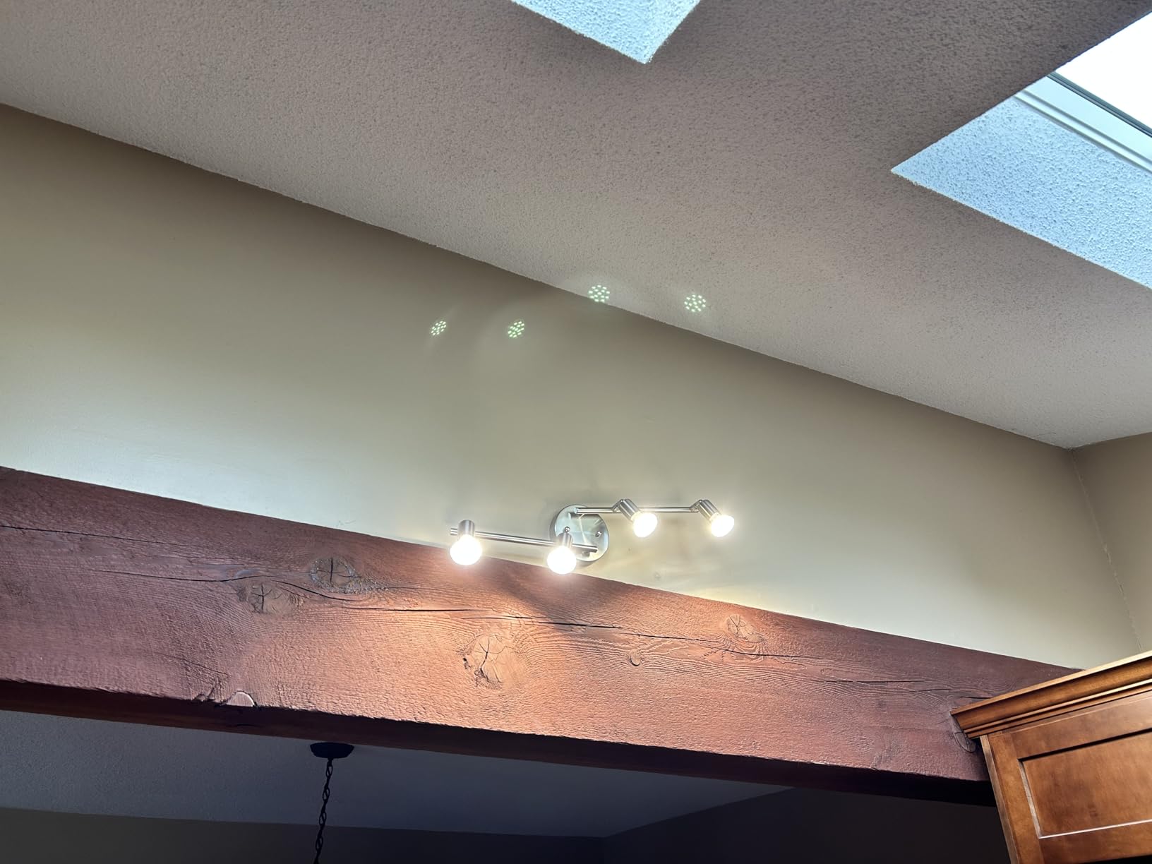 LED 6 Light Track Lighting Kit, 46.5'' Matt Nickel 6 Way Ceiling Spot Lighting, Flexibly Rotatable Head, Modern Track Light Included 6 x LED GU10 Bulb (4W, Daylight White 5000K, 400LM) customer photo 1