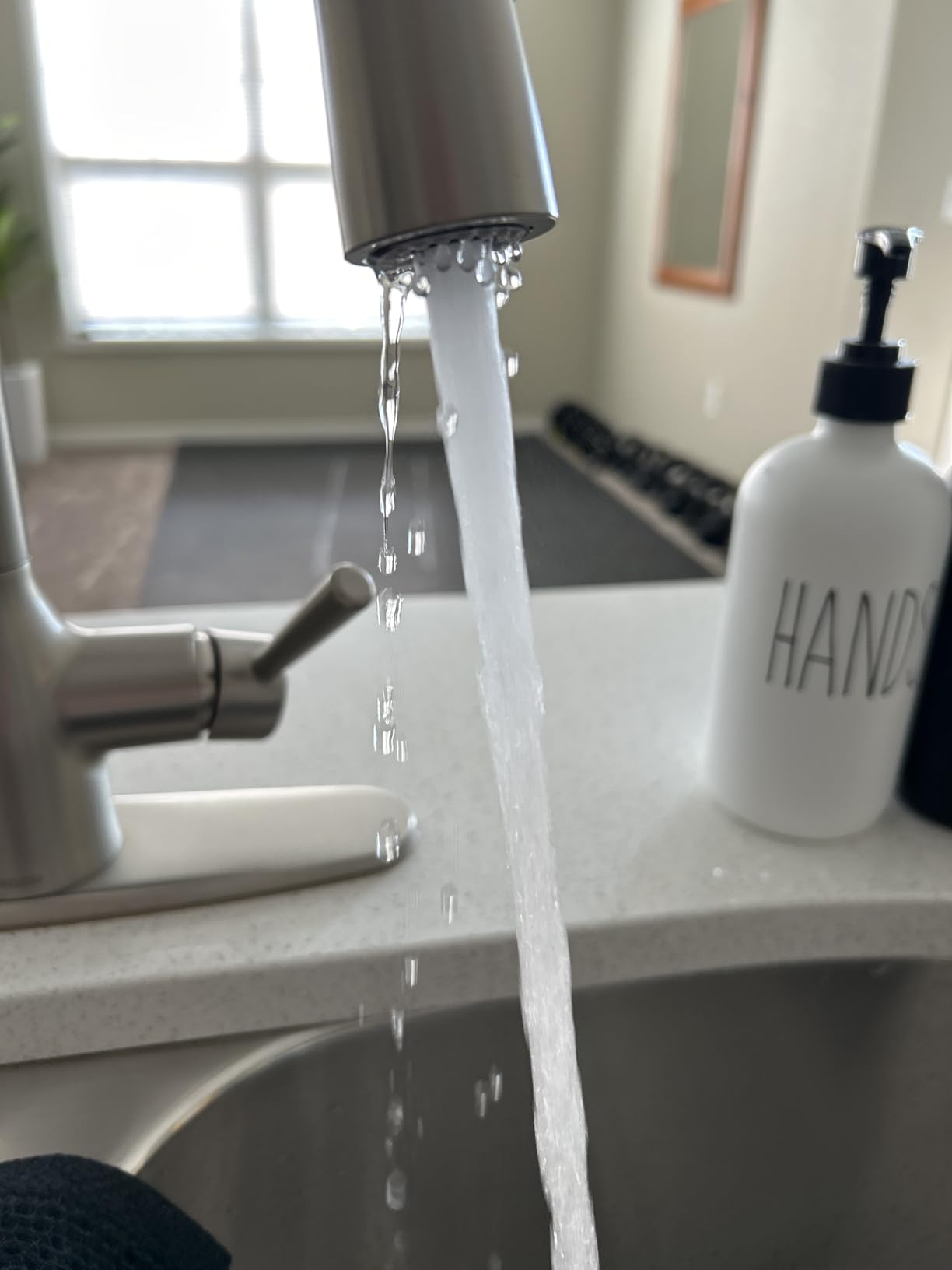 Moen Adler Spot Resist Stainless One-Handle High Arc Pulldown Kitchen Faucet with Power Clean, 87233SRS customer photo 1