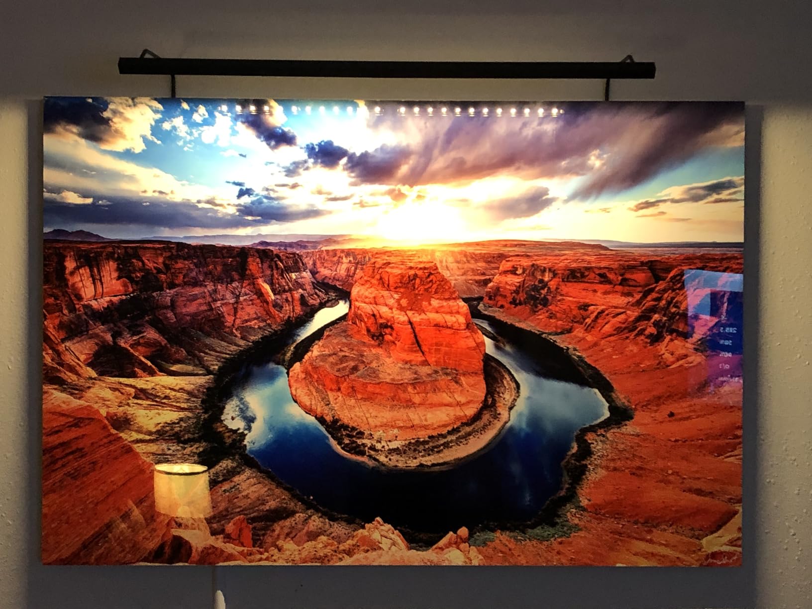 Plug-in Vision Series LED Fine Art and Picture Light | Remote Controlled, Many Sizes & Finishes, 2700K or 3000K, 95+ CRI, Built in USA of Fine Materials, Discreet Design customer photo 2