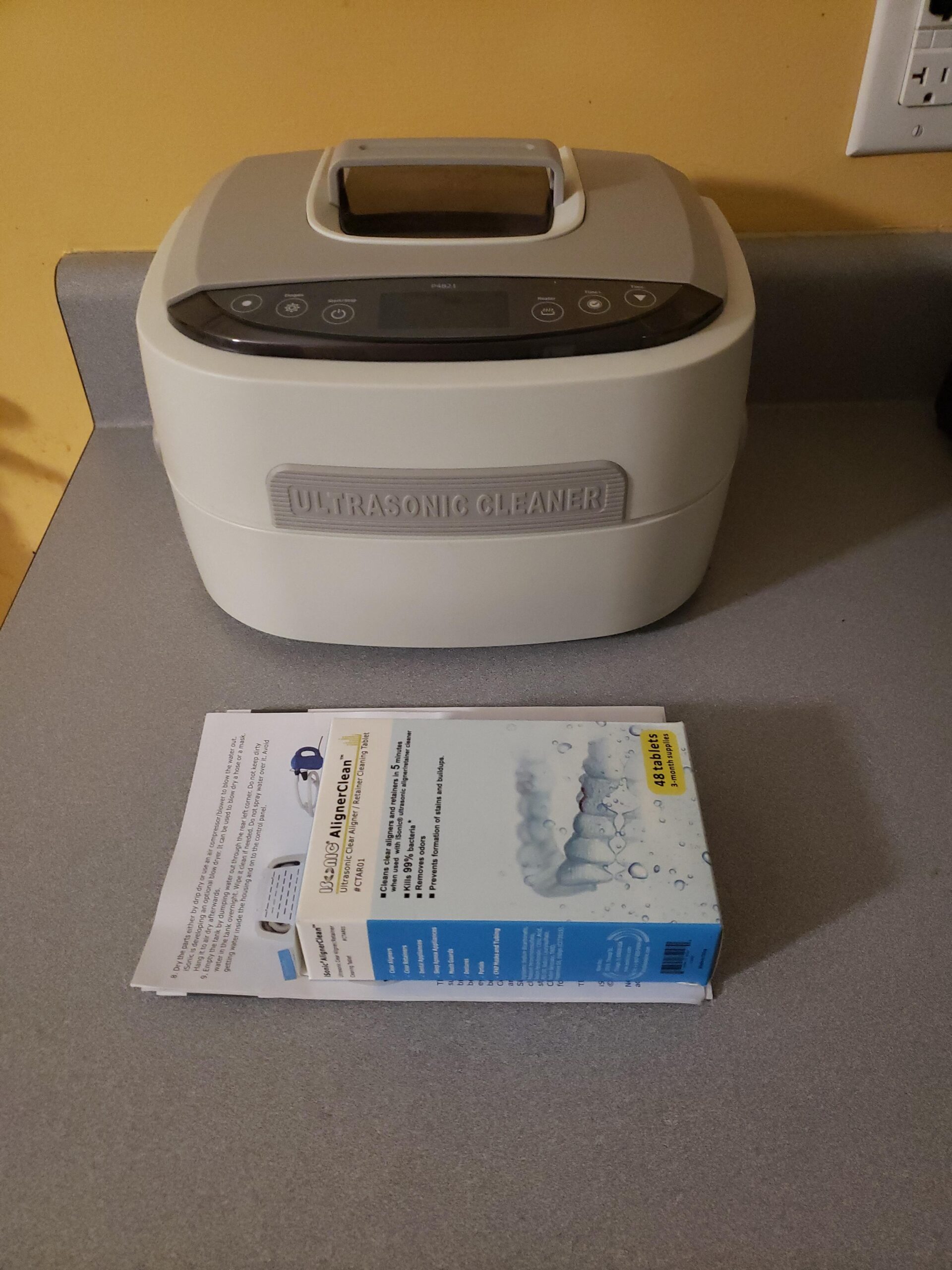 iSonic Ultrasonic CPAP Deep Cleaner (Small) P4821-CPAP, 2.6Qt/2.5L, 110V for North America, with SS. Weight Bracket, Cleaning Tablet, Beige customer photo 1