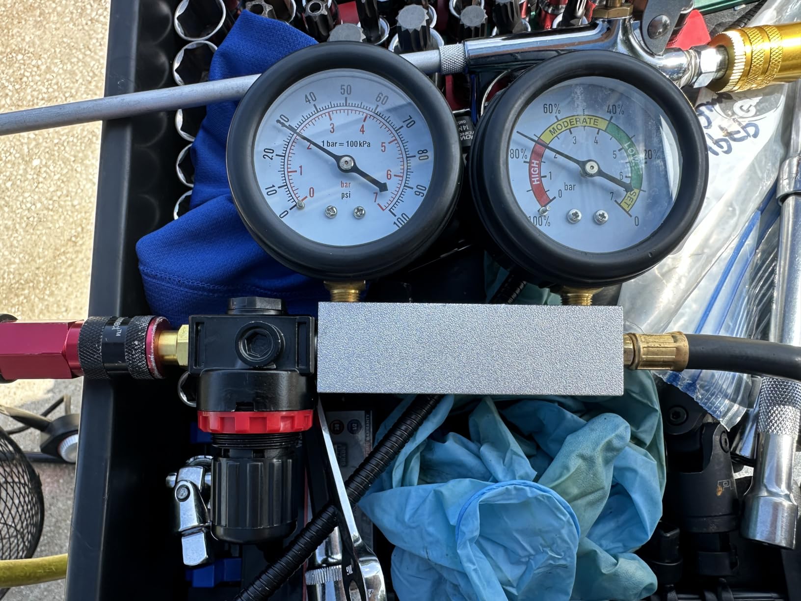 JIFETOR Cylinder Leak Down Tester Kit Professional Dual Pressure Gauges | Engine Compression Leakdown Detector Leakage Test Set for Gasoline Engine with 10 12 14mm Spark Plugs on Car Truck Motorcycle customer photo 2
