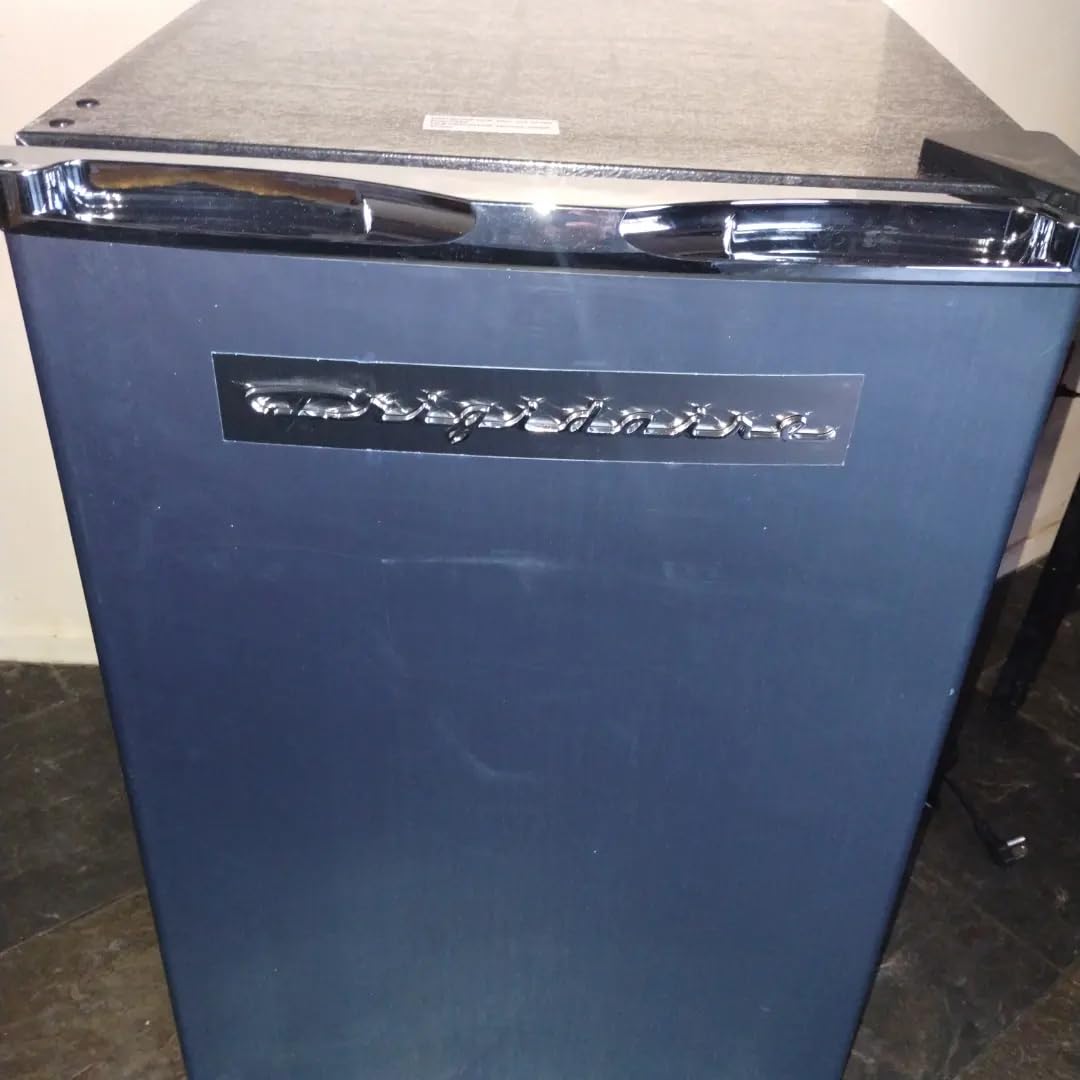 Frigidaire, 4.5 cu ft Refrigerator, Stainless Steel Door, Platinum Series customer photo 2