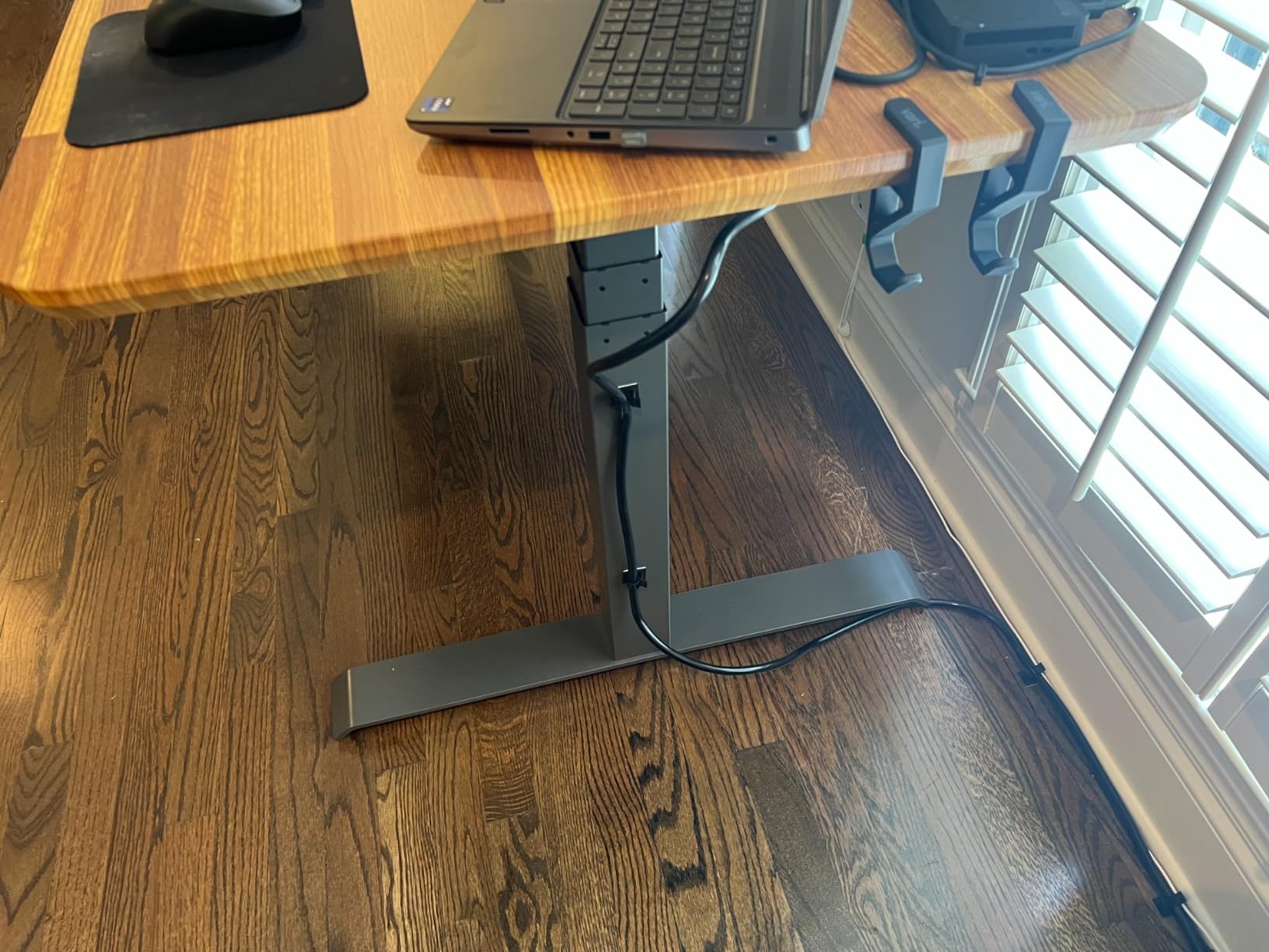 Vari Classic Electric Standing Desk - 60x30 - Reclaimed Wood/Slate | Height Adjustable Sit-Stand Desk, Dual Motor with 4 Memory Presets, Stable T-Style Legs customer photo 1