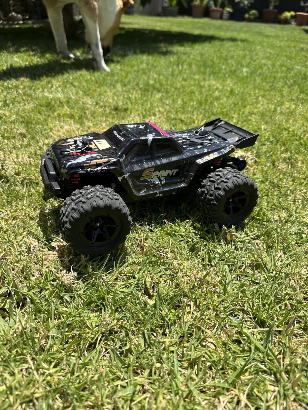 DEERC 9206E DIY Extra Shell 1:10 Scale Large RC Cars, 48+ KM/H Hobby Grade High Speed Remote Control Car for Adults Boys, All Terrain 4WD 2.4GHz Off Road Monster RC Truck with 2 Battery for 40+ Min Play customer photo 2