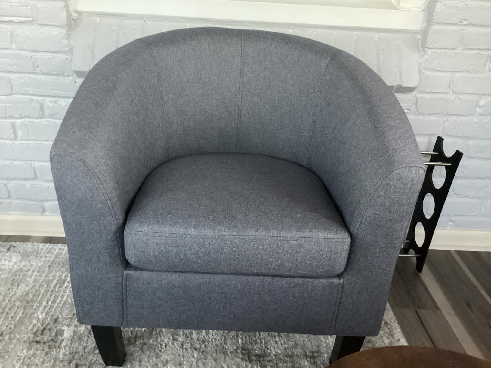 BELLEZE Accent Barrel Chair, Linen Round Chair Club Tub Sofa Corner Chair with Flared Legs and Cozy Soft Padding for Living Room Bedroom Waiting Room - Red customer photo 2