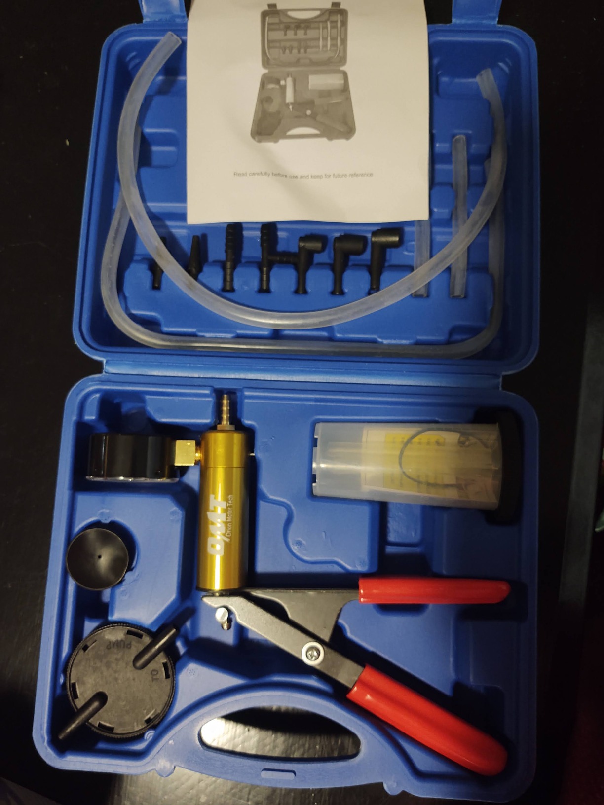 OMT One-Man Brake Bleeding Kit with Hand Vacuum Pump and Dial Gauge, Blue | High Grade Aluminum Alloy Fluid Evacuation System; Resilient PVC Tubing and Connectors; Great for Multi-Vehicle Servicing customer photo 2