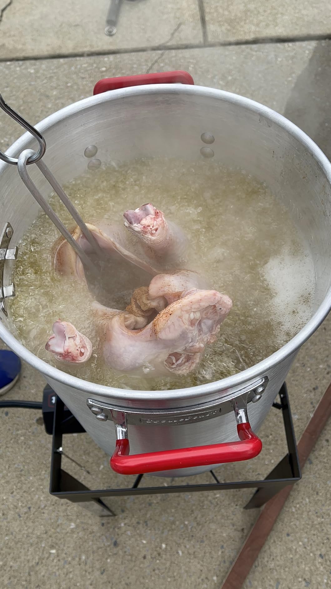 CreoleFeast TFS3010 Propane 30 Qt. Turkey and 10 Qt. Fish Fryer Boiler Steamer Set, 50,000 BTU Burner, Ideal for Outdoor Cooking customer photo 1