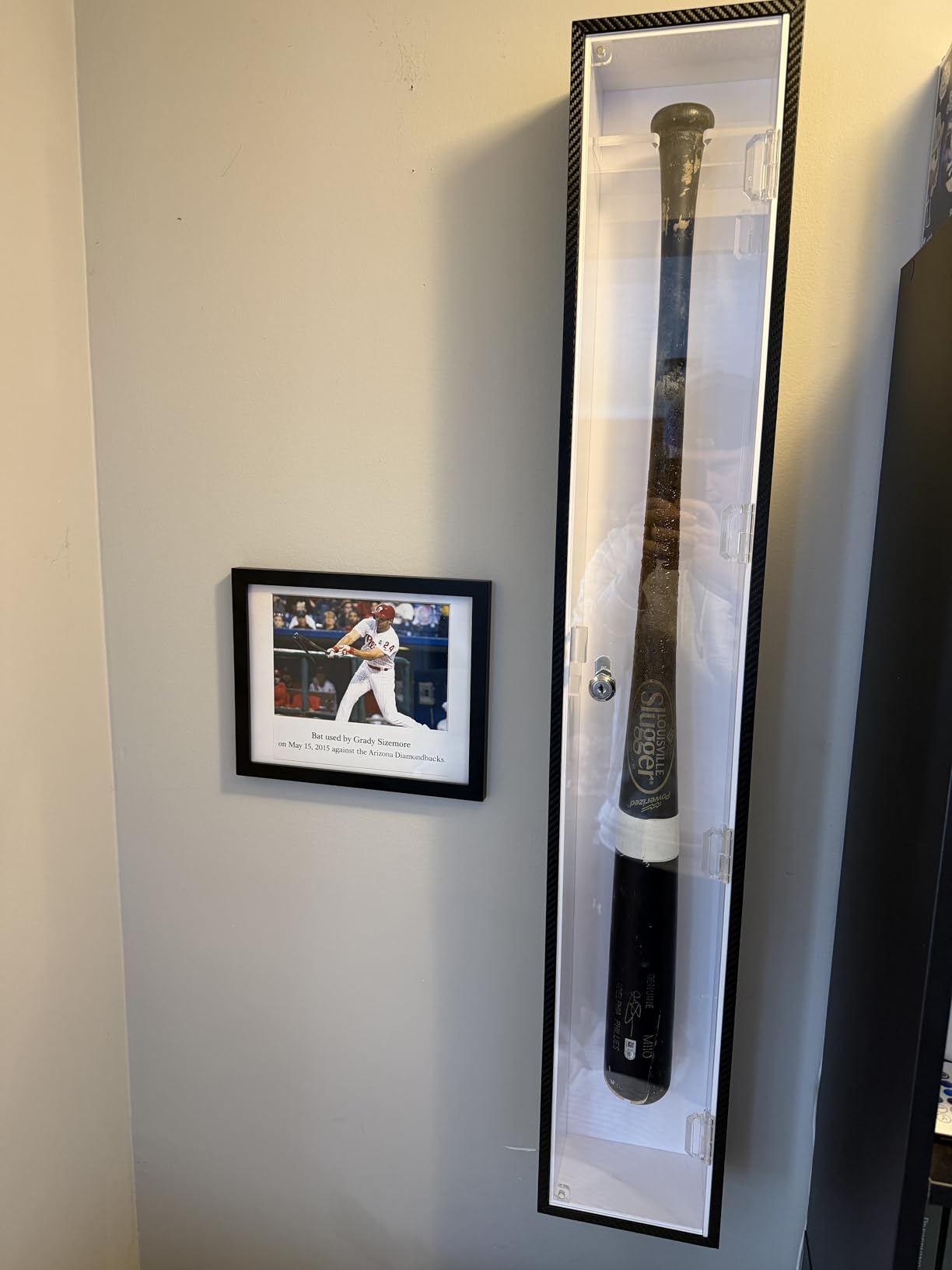 DisplayGifts Baseball Bat Display Case Rack Cabinet Holder Wall Mount, 98% UV Protection Acrylic Door, Lock, Can Hang Vertical or Horizontal (Black Frame, White Interior) customer photo 1