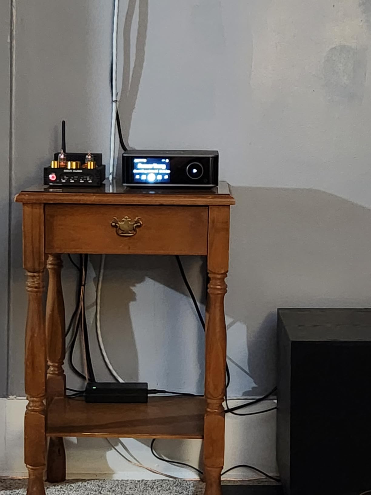 Douk Audio Tube Phono Amp: Bluetooth Receiver | 2-Channel Amplifier for MM Turntables | 160W×2 TDA7498E | Tone Control | for Desktop Vinyl HiFi Home Audio System (X1) customer photo 1