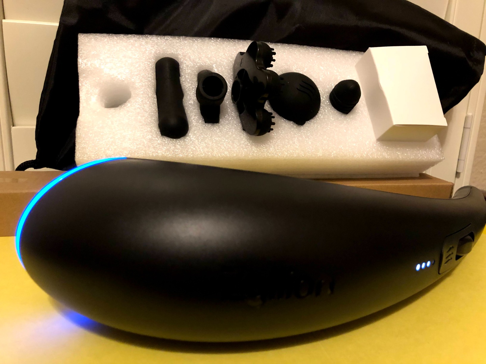 Zyllion ZMA-27 Handheld Electric Massager with Heat for Pain Relief, White | Cordless, Rechargeable, Percussion Massage, Vibration, 5000 RPM, 5 Attachments, Travel Storage Bag, 2200mAh, Muscle Therapy customer photo 2