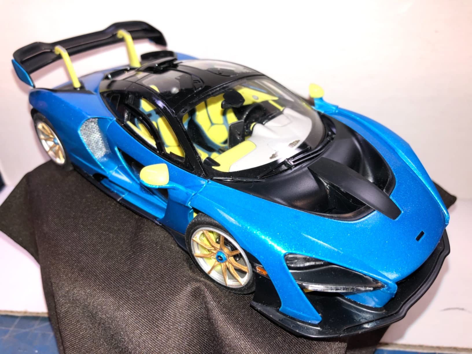 Tamiya McLaren Senna 1:24 customer photo 2