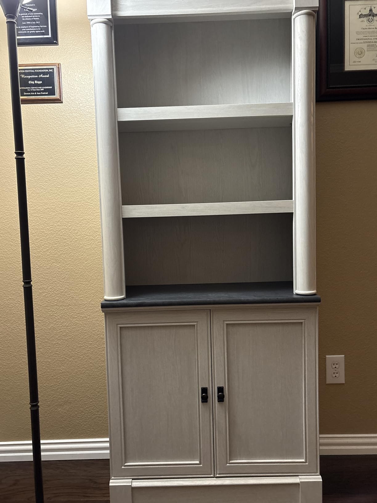 Sauder Palladia L Shaped Desk with Drawers, Office Desk with File Cabinet Storage, Cable Management, Keyboard Tray, in Split Oak finish customer photo 2