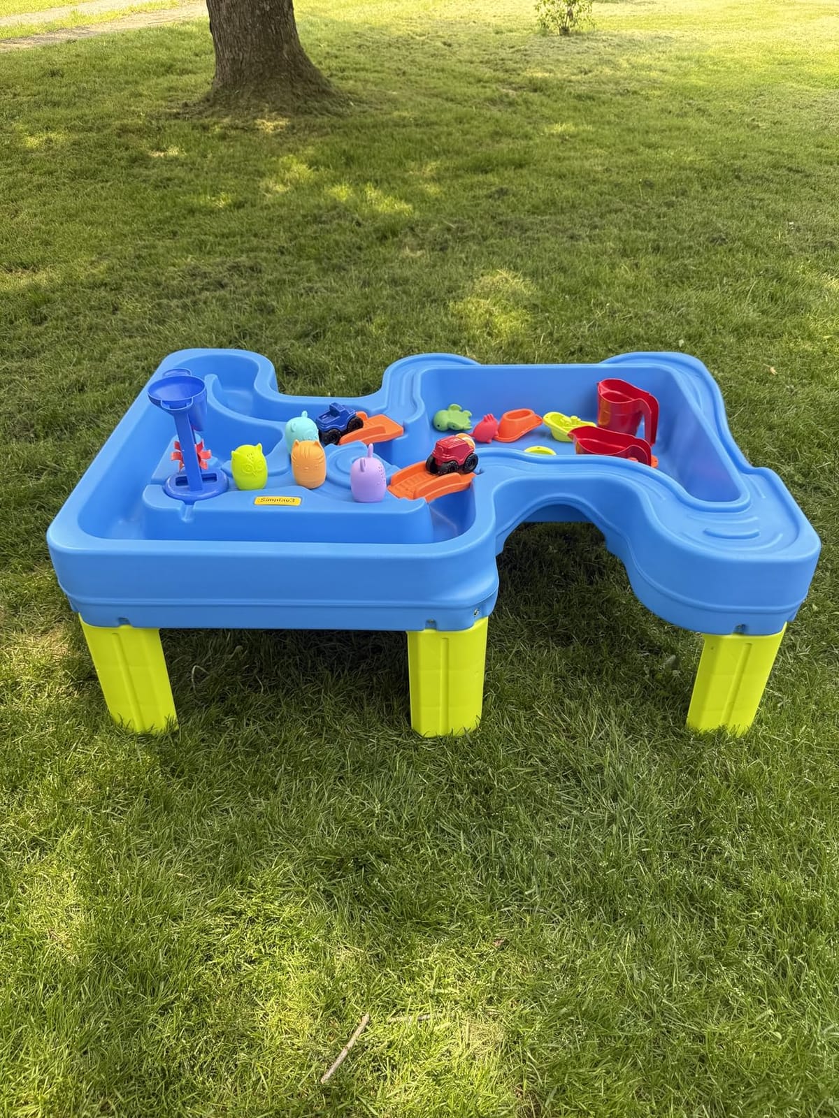 Simplay3 Big River and Roads Water Play Table, Outdoor Activity Table with Track Toys for Toddlers and Kids, 9 Accessories Included, Made in USA customer photo 1