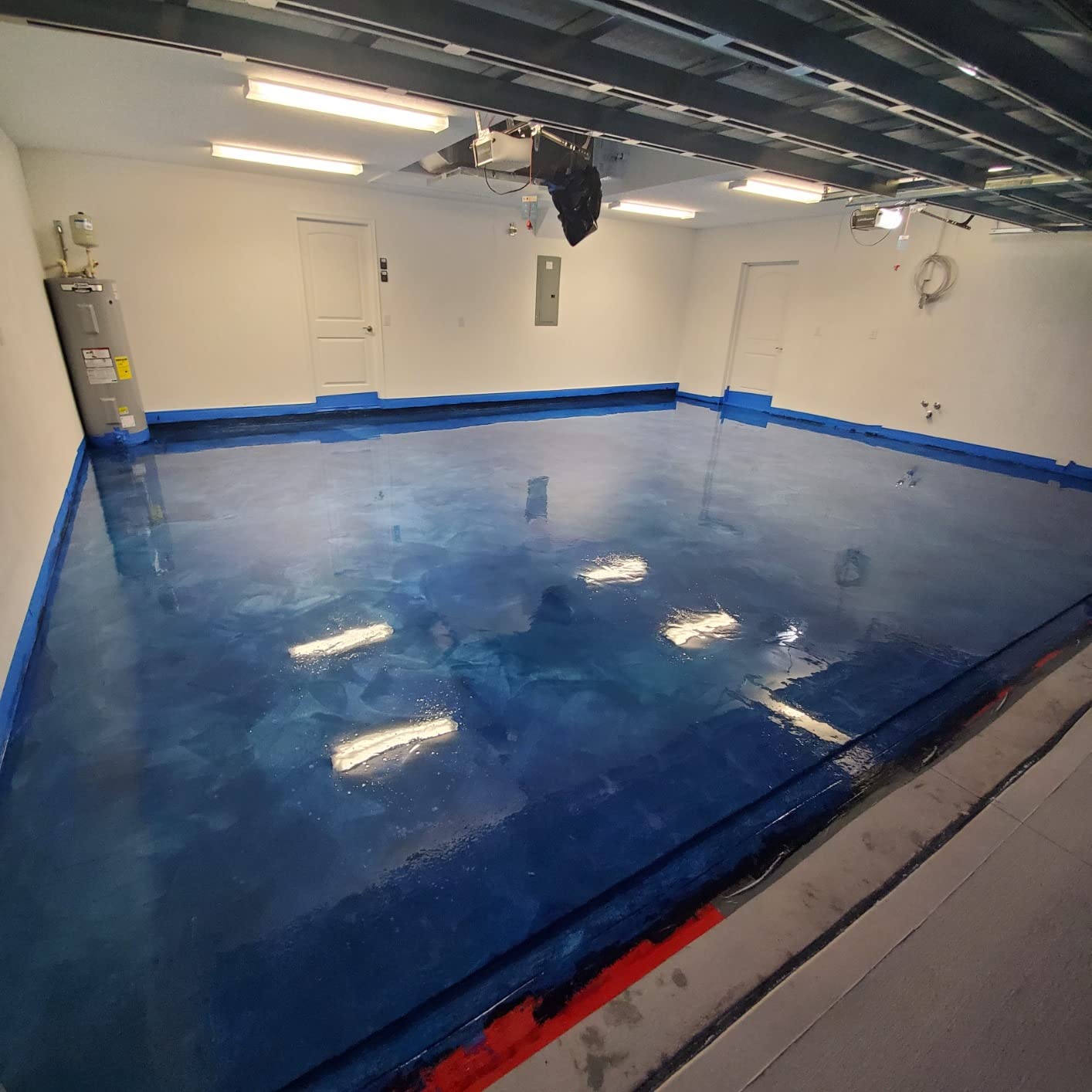 Everflow MPC Epoxy Resin Floor Coating Kit, Grey, 3 Gallon | Garage floor epoxy kit. 100% solids, self-leveling epoxy floor coating. Durable finish for garages and basements. customer photo 1