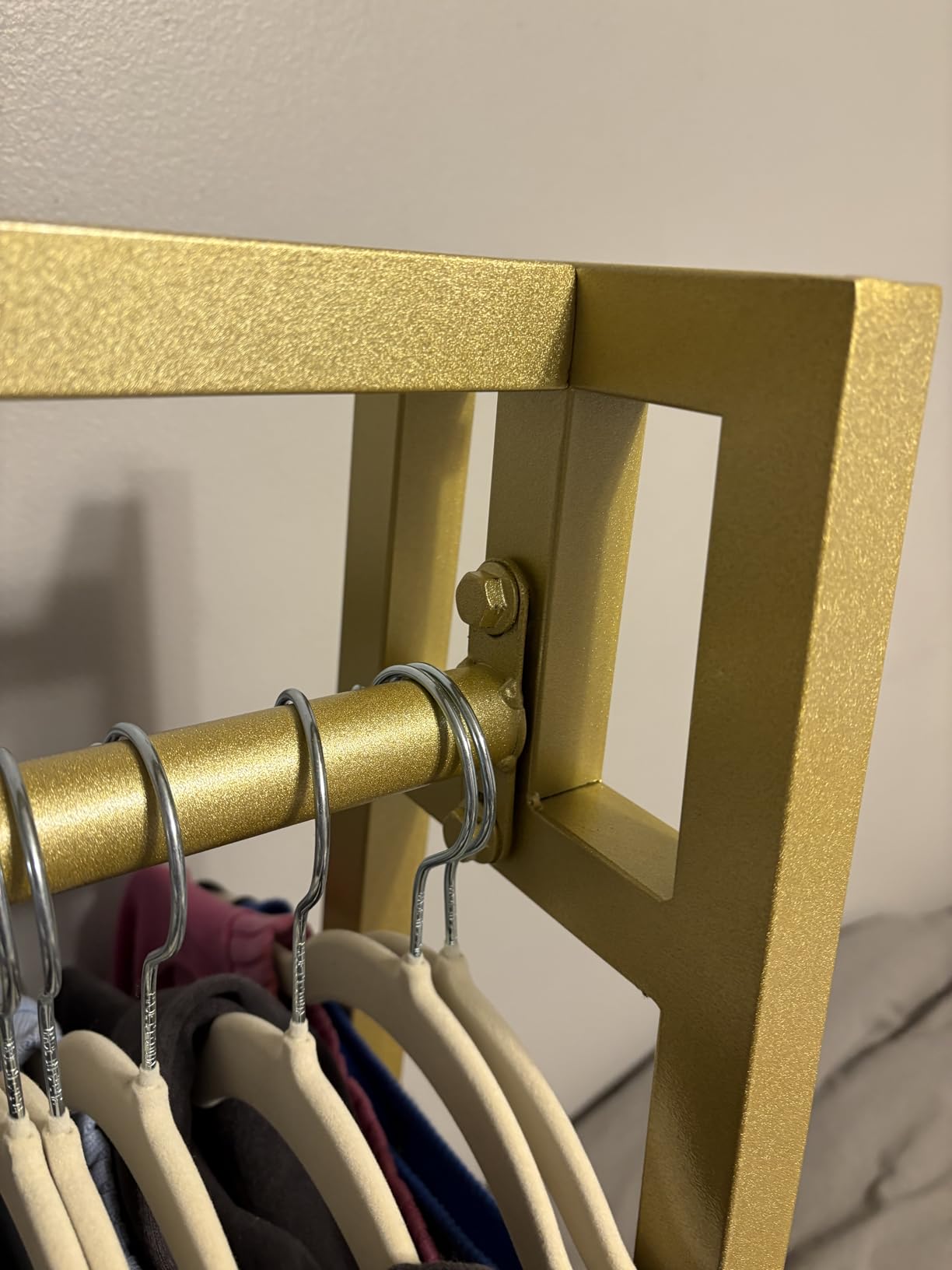 HOMEKAYT Gold Clothing Racks for Hanging Clothes, Modern Metal Heavy Duty Garment Rack, Portable Retail Display Rack Iron Clothing Racks 47''L-Gold customer photo 2