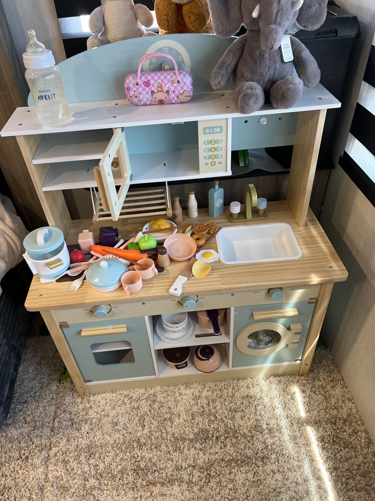 ROBUD Wooden Play Kitchen Set for Kids, Pretend Kitchen Toy with stove, oven, microwave, sink and accessories for imaginative pretend cooking fun customer photo 1