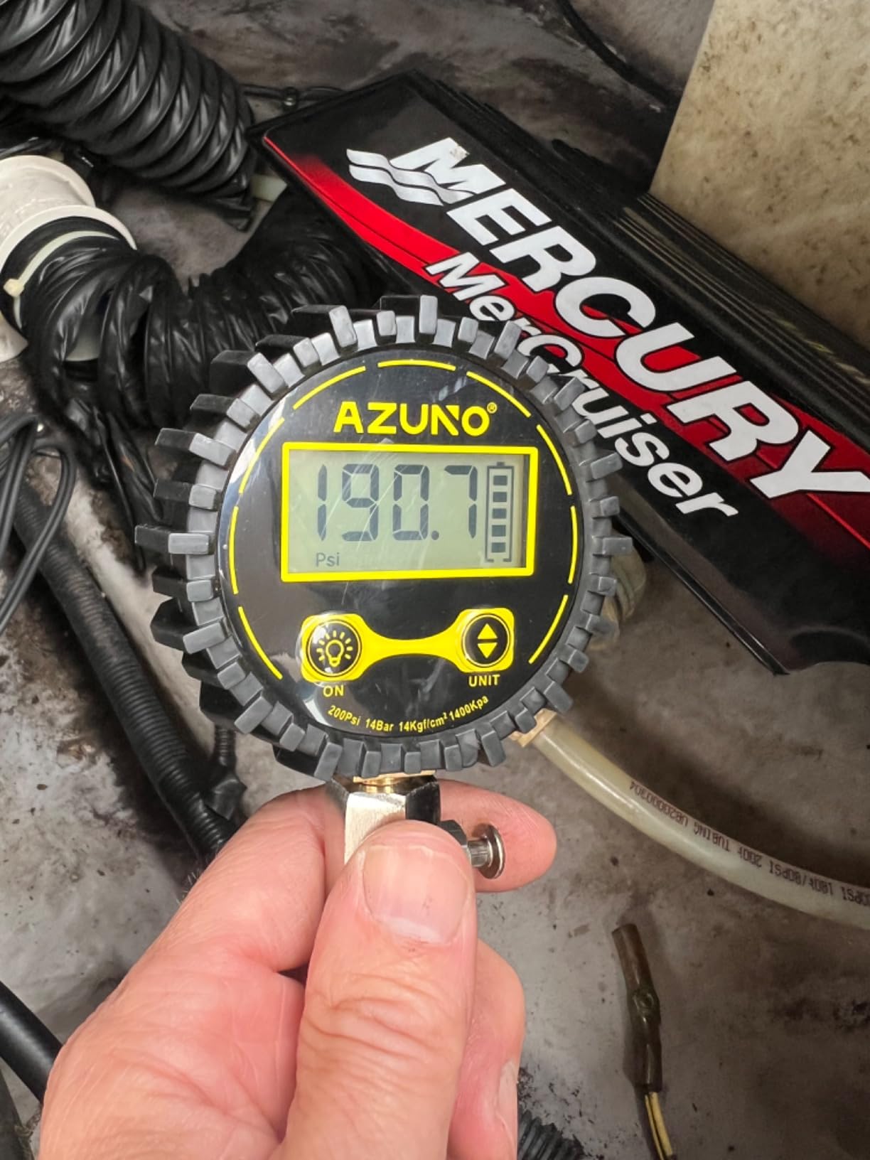 AZUNO Compression Tester Automotive, Digital Compression Gauge 200 PSI for Petrol Engine Cylinder Compression Tester Kit with Adapter and Hose customer photo 2