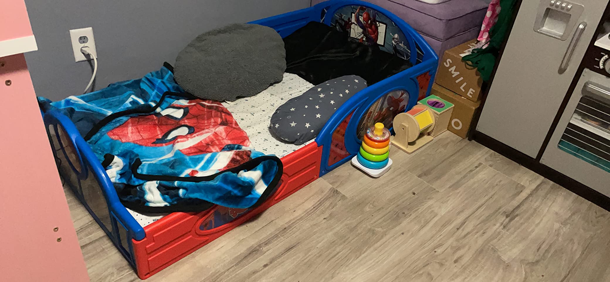 Delta Children - Spider-Man Plastic Sleep and Play Toddler Bed with Attached Guardrails customer photo 1