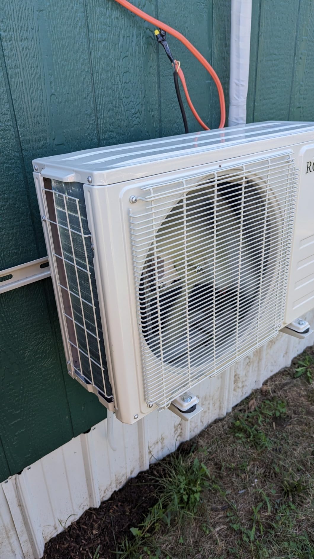 9000 BTU Mini Split AC/Heating System with Inverter, 20 SEER2 Energy Saving 115V Ductless Split-System Air Conditioner with Pre-Charged Condenser, Heat Pump, Remote Control & Installation Kit customer photo 2