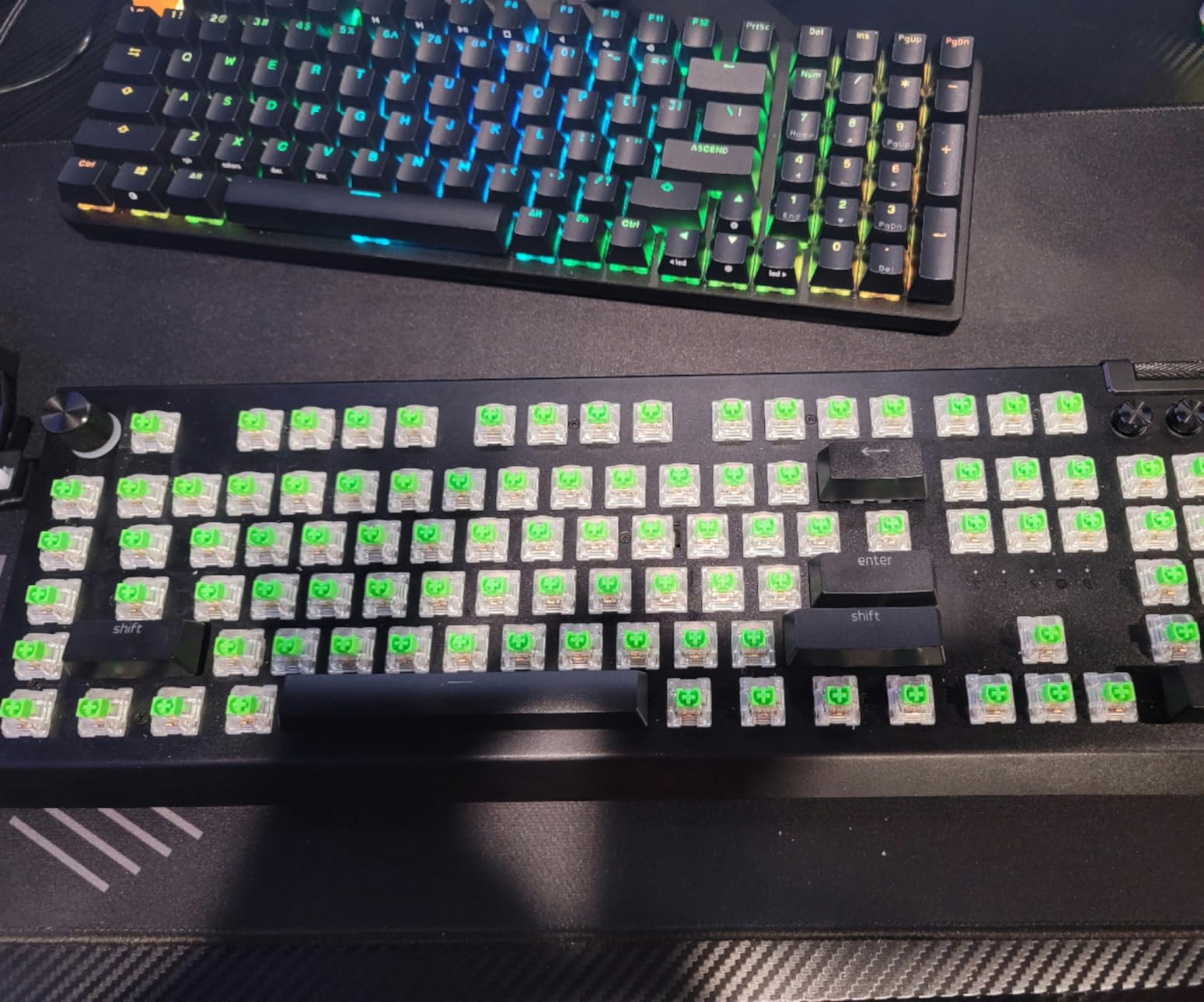 GLORIOUS GMMK 2 Gaming Mechanical Keyboard - Hotswap Cherry MX Style Linear Switches - Full Size Wired - Double Shot Keycaps, RGB - 96%, Black (Amazon's Choice) customer photo 2