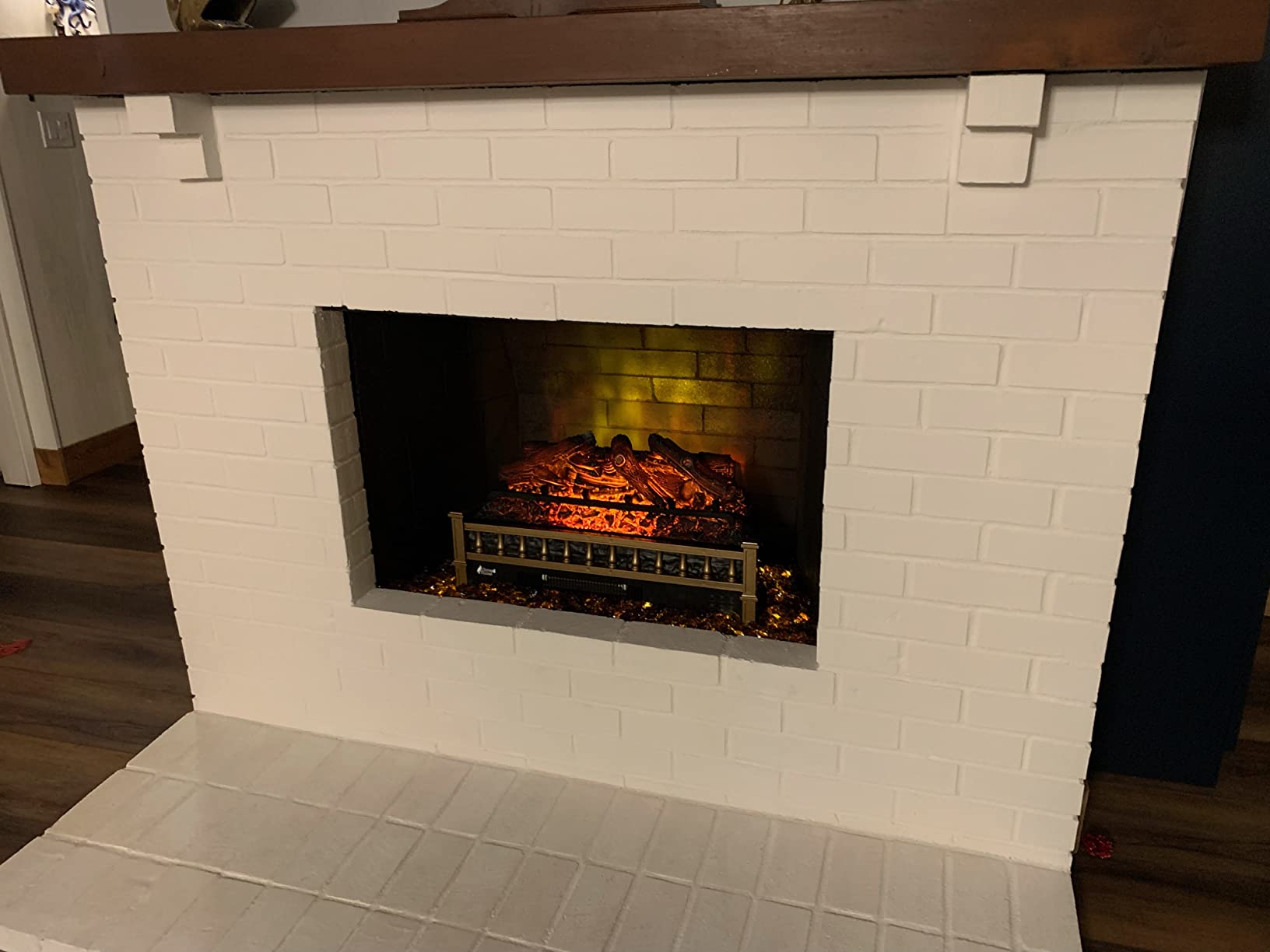TURBRO Eternal Flame 26-Inch Infrared Quartz Electric Fireplace Log Heater, Realistic Lemonwood Logs, Adjustable Flame Colors, Remote Control, Thermostat, Timer, EF26-LG, 1500W, Black customer photo 1