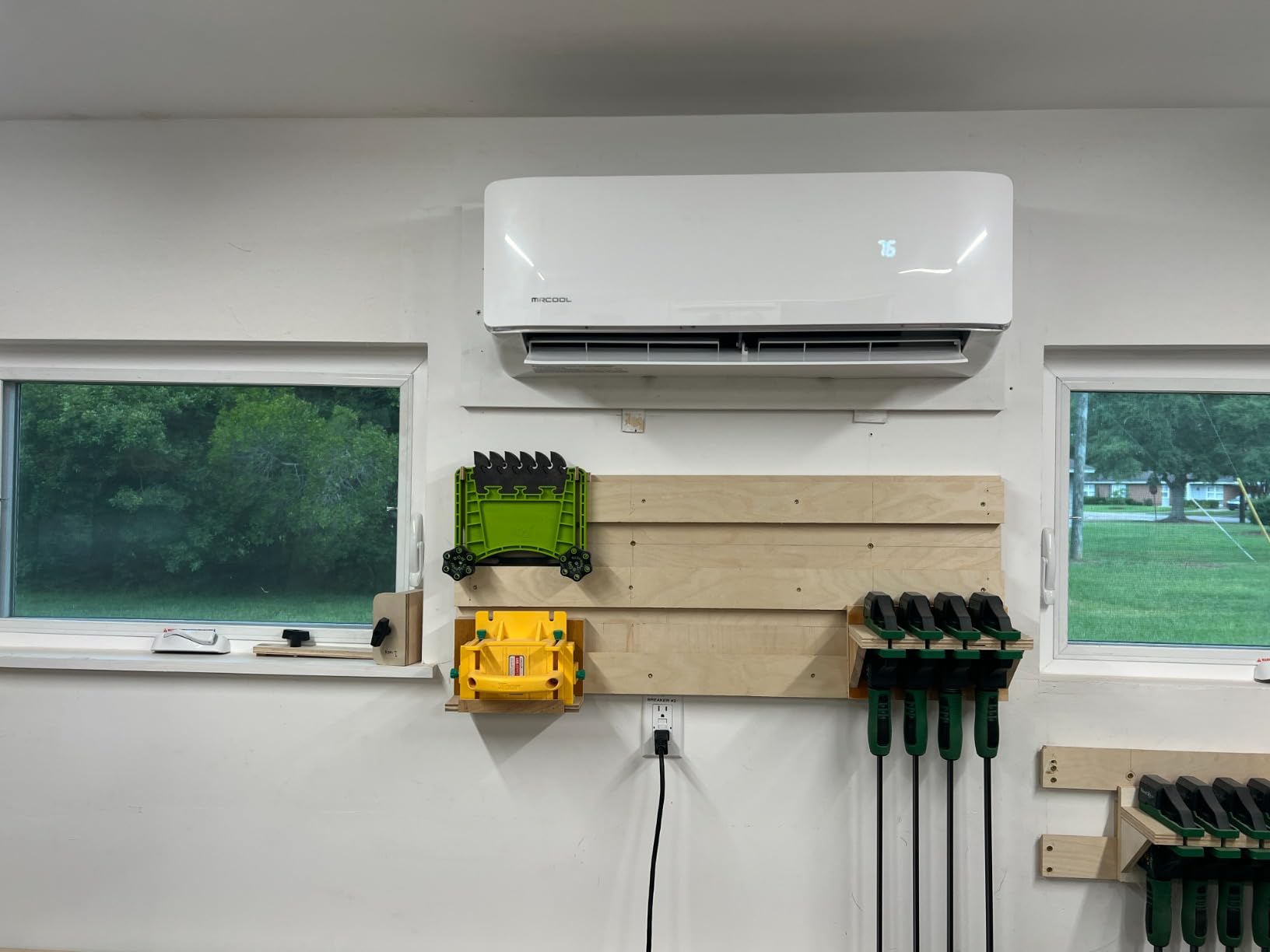 MRCOOL 12,000 BTU WiFi Smart DIY Star 4th Generation Ductless Remote Controlled Mini Split Air Conditioner with Sleep Mode Function, White customer photo 2