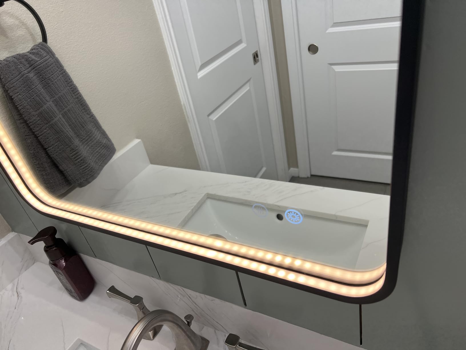 24x36 Inch LED Bathroom Mirror with Lights, 3 Color Temperatures | Stepless Dimmable, Anti-Fog, Memory, ETL Listed, Black Aluminum Frame, Wall Mounted, CRI 95+, for Bedroom/Dressing Room customer photo 1