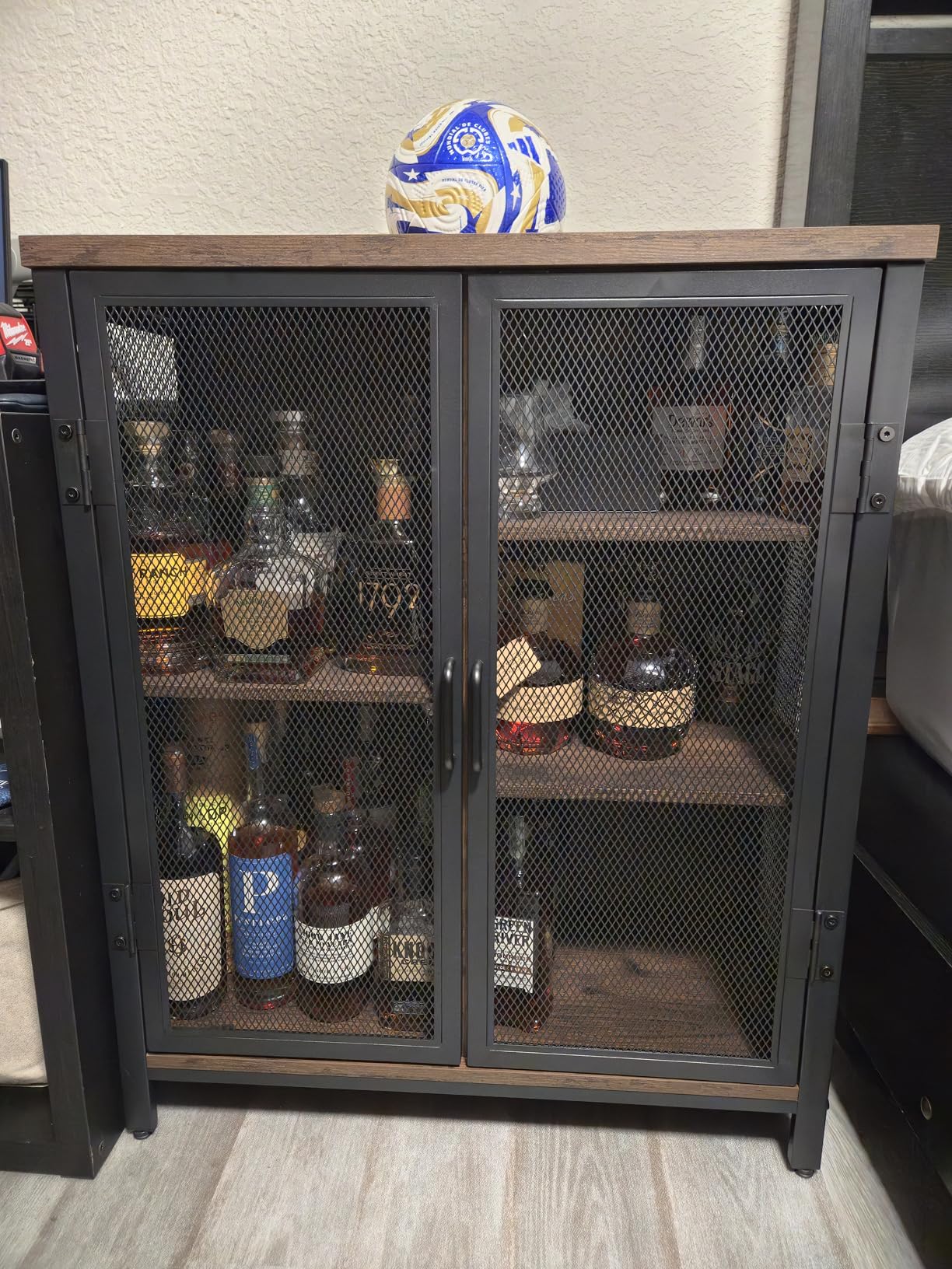 BON AUGURE Coffee Bar Cabinet for Liquor, Small Storage Cabinet for Home Kitchen, Farmhouse Sideboard Buffet Cabinets, Industrial Alcohol Cabinets for Dining Entryway Living Room (Rustic Oak) customer photo 2