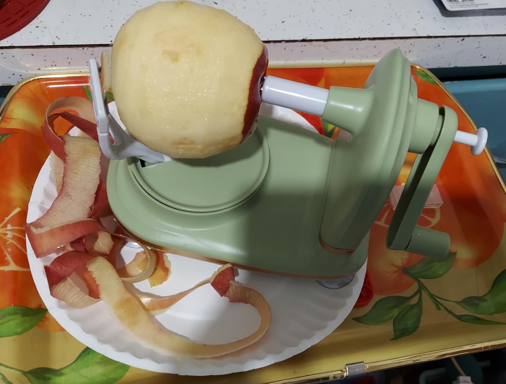 VEELAM Apple Peeler with 2 Blades Replacements, Apple Peeler Slicer & Corer for Home Kitchen Quick Applesauce Pie Making customer photo 1