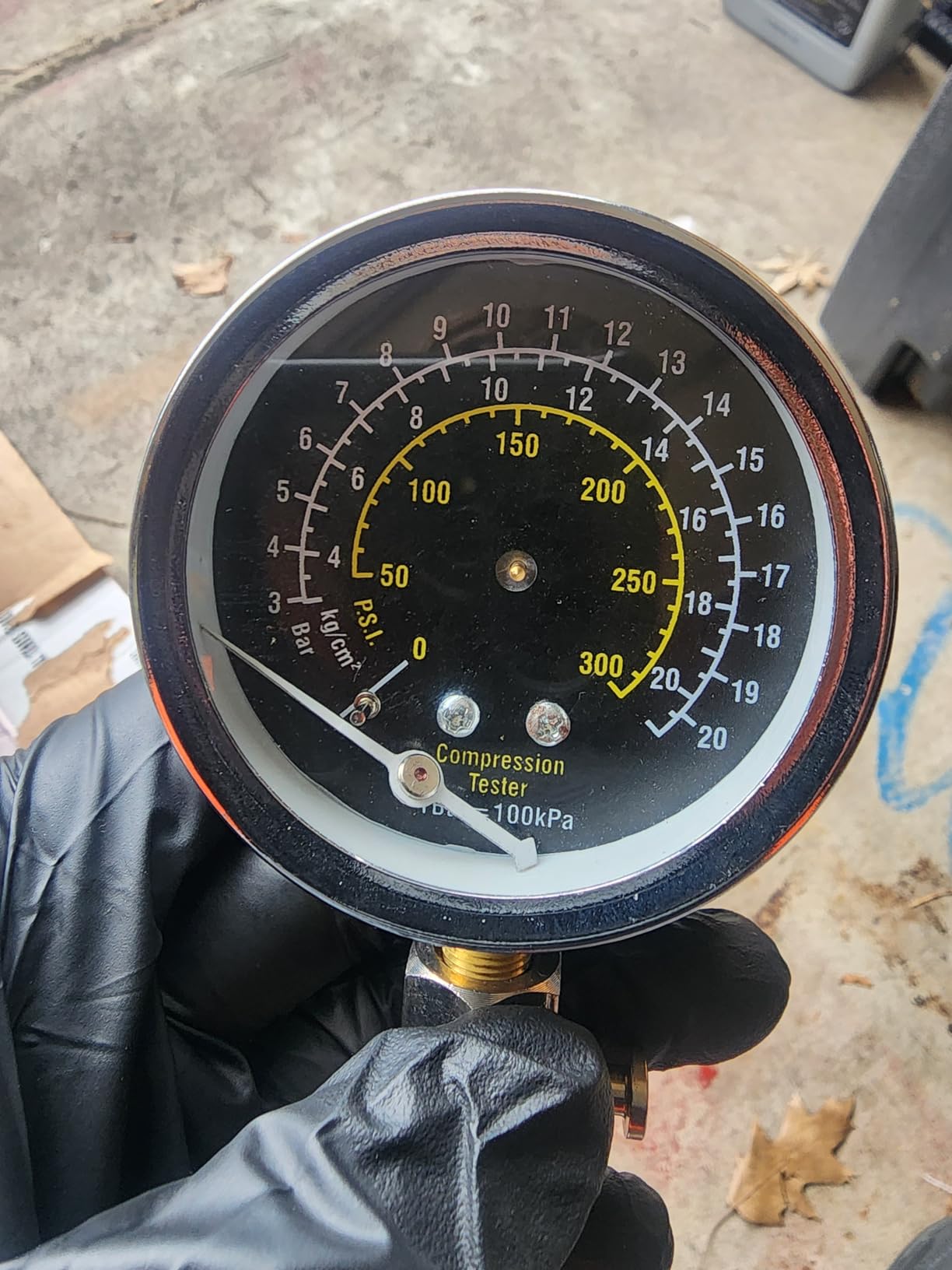 BETOOLL 13pcs Compression Tester with Spark Plug Tester - 300PSI Engine Cylinder Compression Gauge Automotive Tool customer photo 2