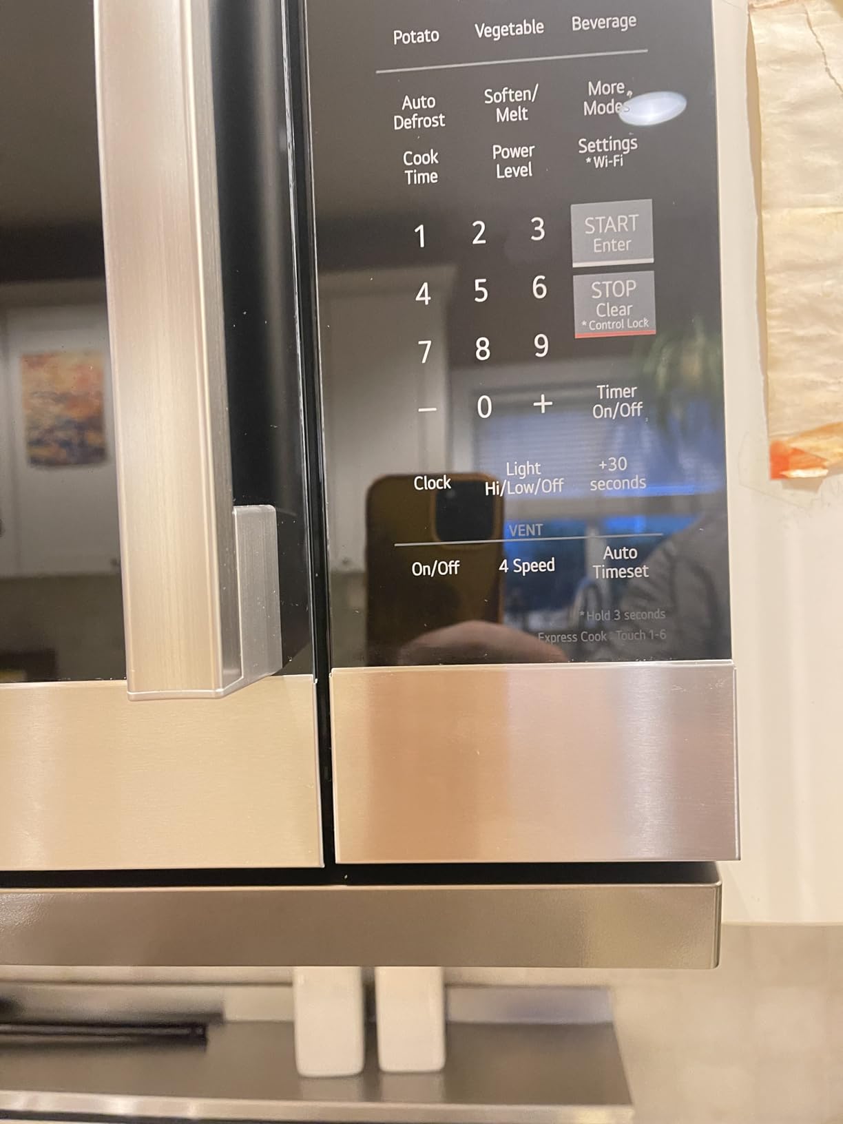 LG 2.1 cu. ft. 30 in. Width PrintProof Stainless Steel 1,050-Watt Smart Over-the-Range Microwave Oven with ExtendaVent 2.0 customer photo 1