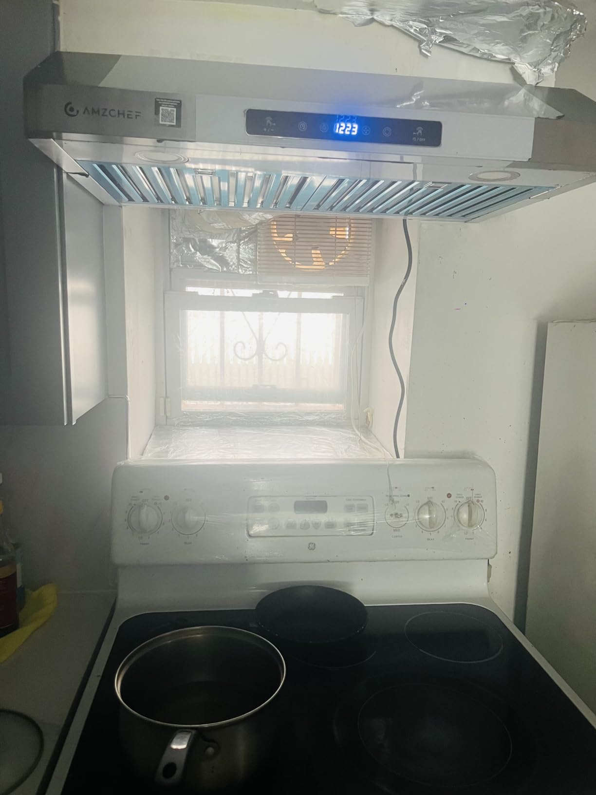 AMZCHEF Under Cabinet Range Hood 30 Inch, 750CFM Stainless Steel Kitchen Stove Vent Hood 3 Speed Exhaust Fan Touch/Remote/Gesture Control LED lights Time Setting Dishwasher-Safe Baffle Filters customer photo 1